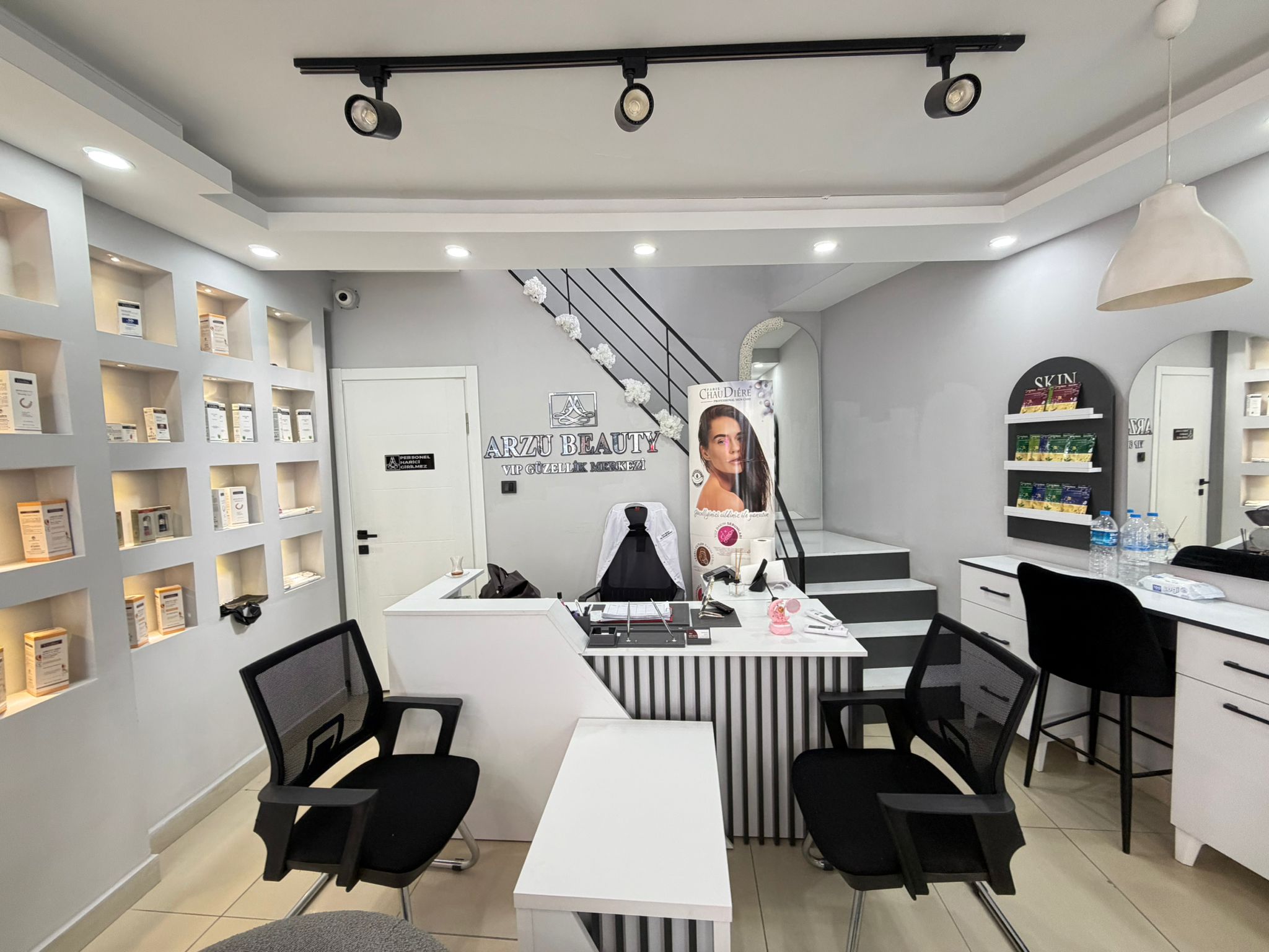 *YILIN FIRSATI DEVREN -FUL DONANIMLI 2 KATLI GÜZELLİK MERKEZİ*