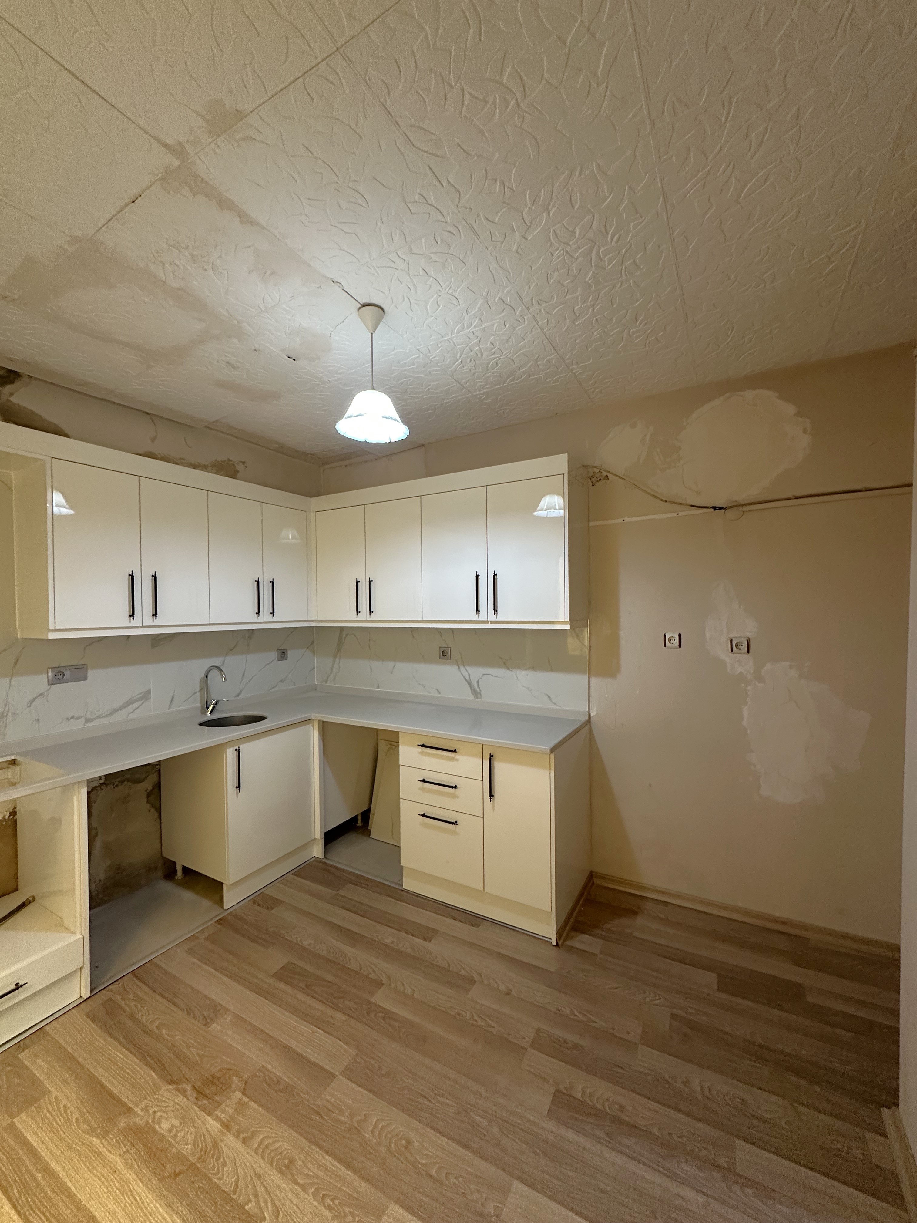 MABEL GAYRİMENKUL H.SİYAM ATATÜRK LİSESİ KARŞISI KİRALIK DAİRE