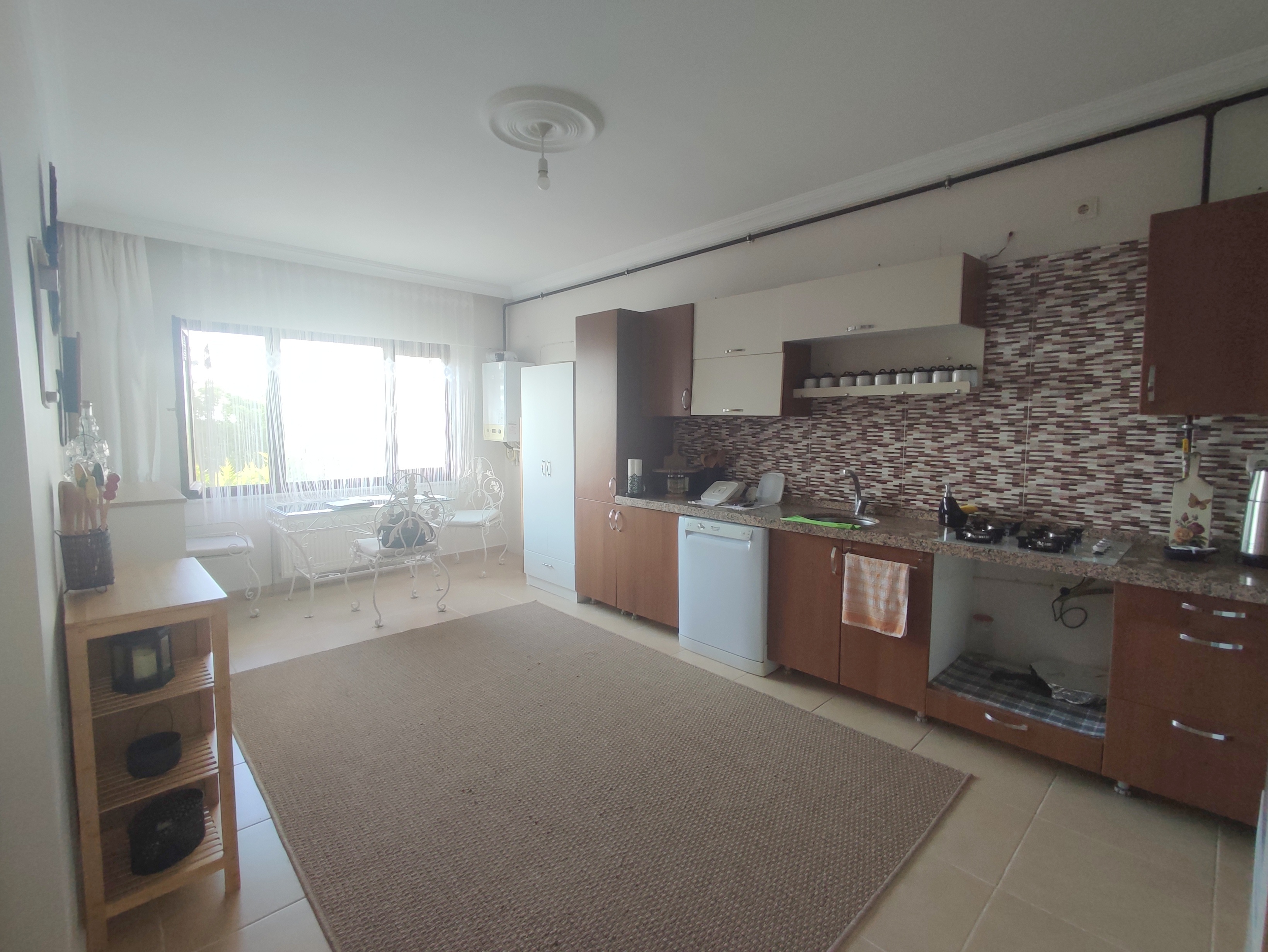 2 NOLU ERDOĞDU MAH. 4+1 GENİŞ FERAH MASRAFSIZ FIRSAT DAİRE