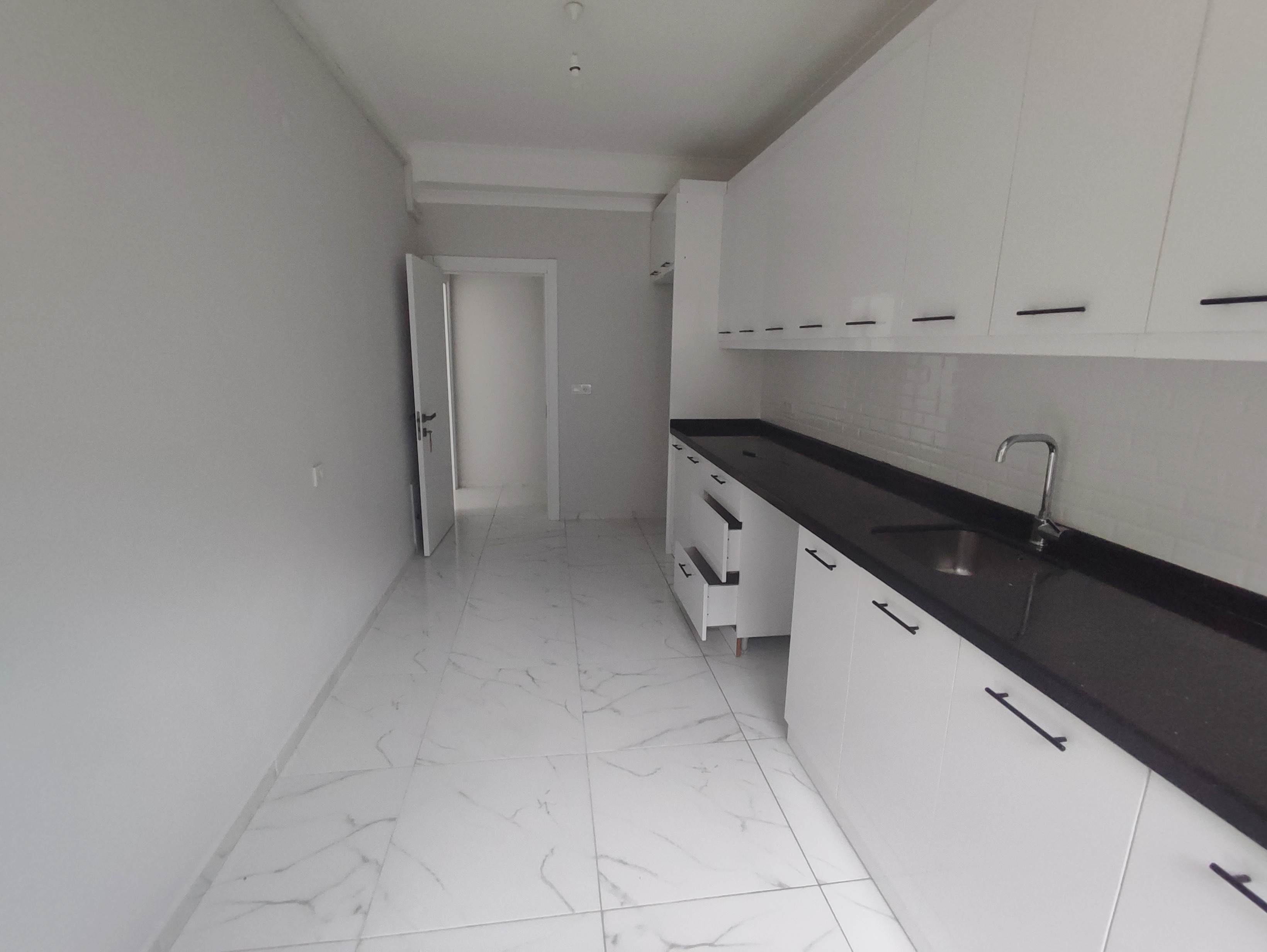 MABEL GAYRİMENKUL MAÇKA FATİH MAH. 2+1 GENİŞ KİRALIK DAİRE