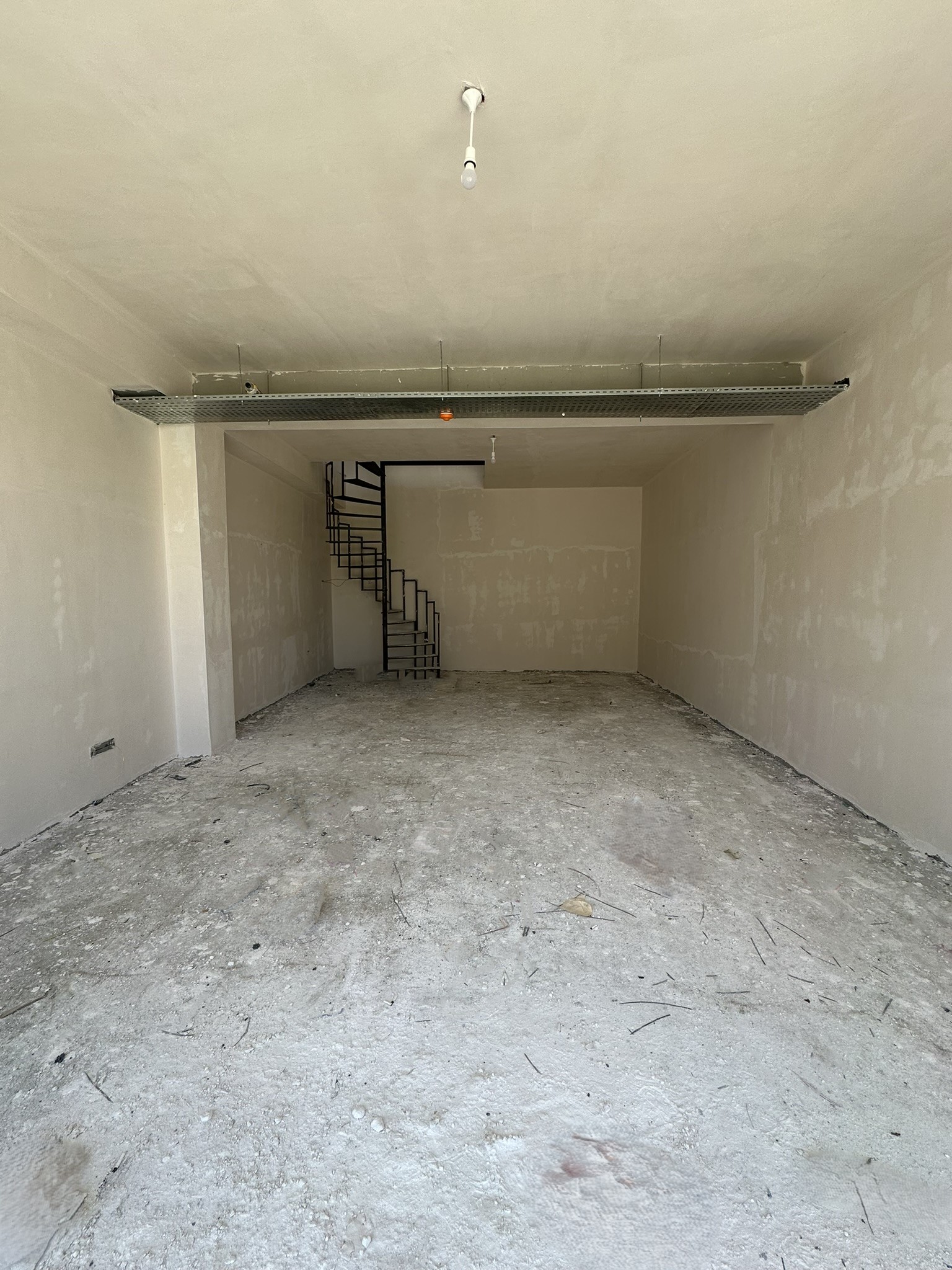 STADİUM CADDE EVLERİ DÜKKAN 3 NUMARA