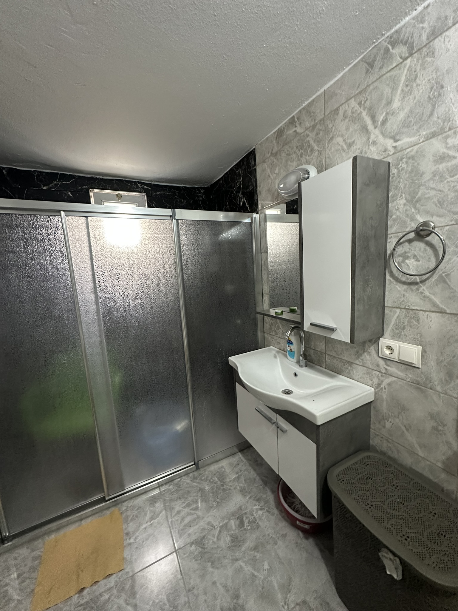 ÇINARLAR MAHALLESİ  EŞYALI KİRALIK