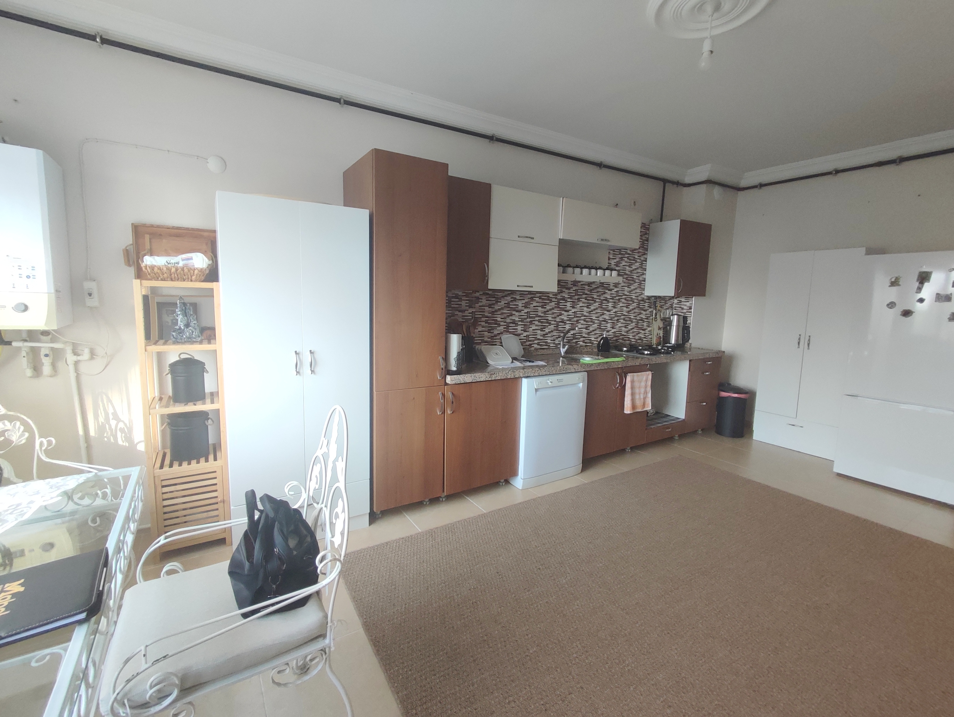 2 NOLU ERDOĞDU MAH. 4+1 GENİŞ FERAH MASRAFSIZ FIRSAT DAİRE