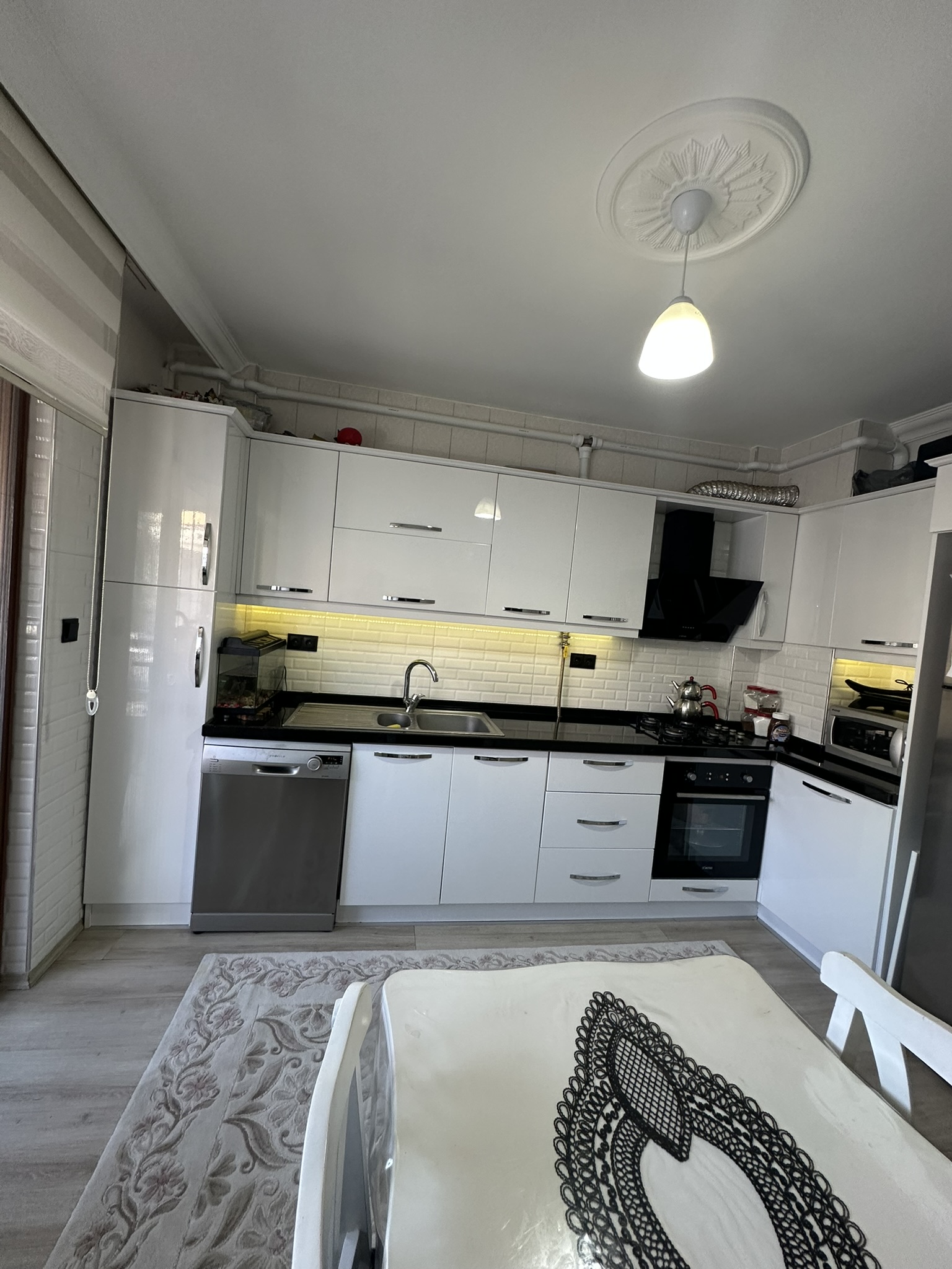 CEMAL GÜRSEL CADDESİ CİVELEKOĞLU APT.