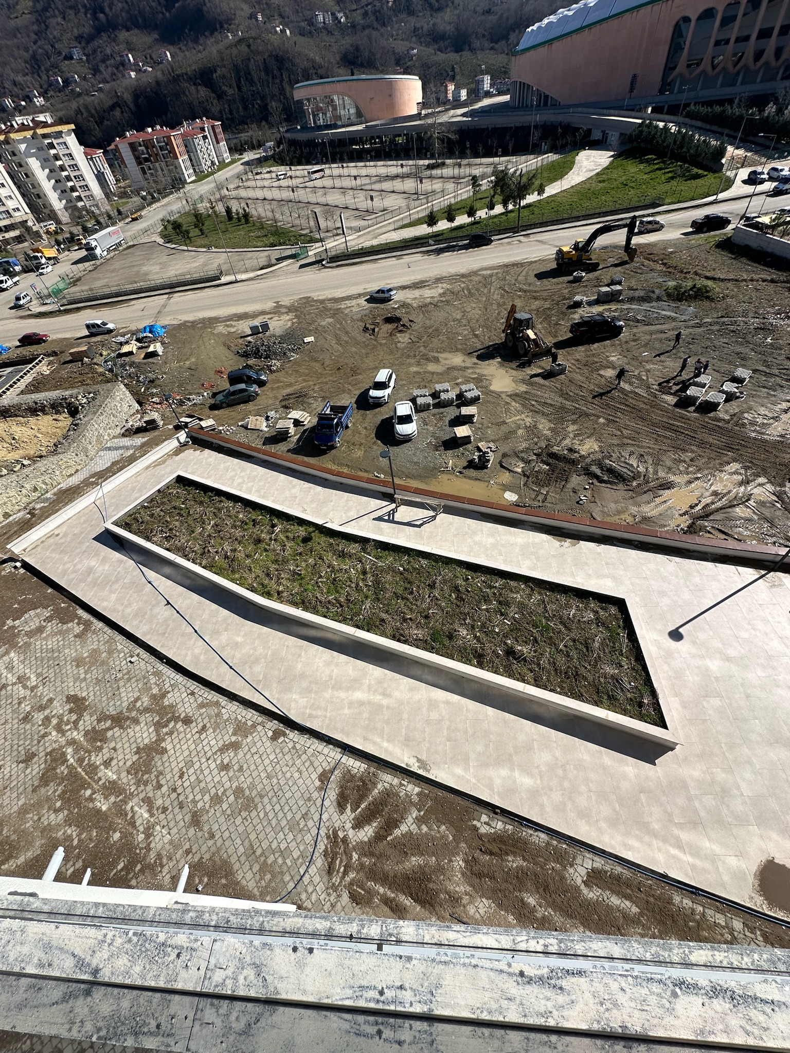 MABEL'DEN AKSU STADIUM CADDE EVLERİNDE GENİŞ FERAH DAİRE