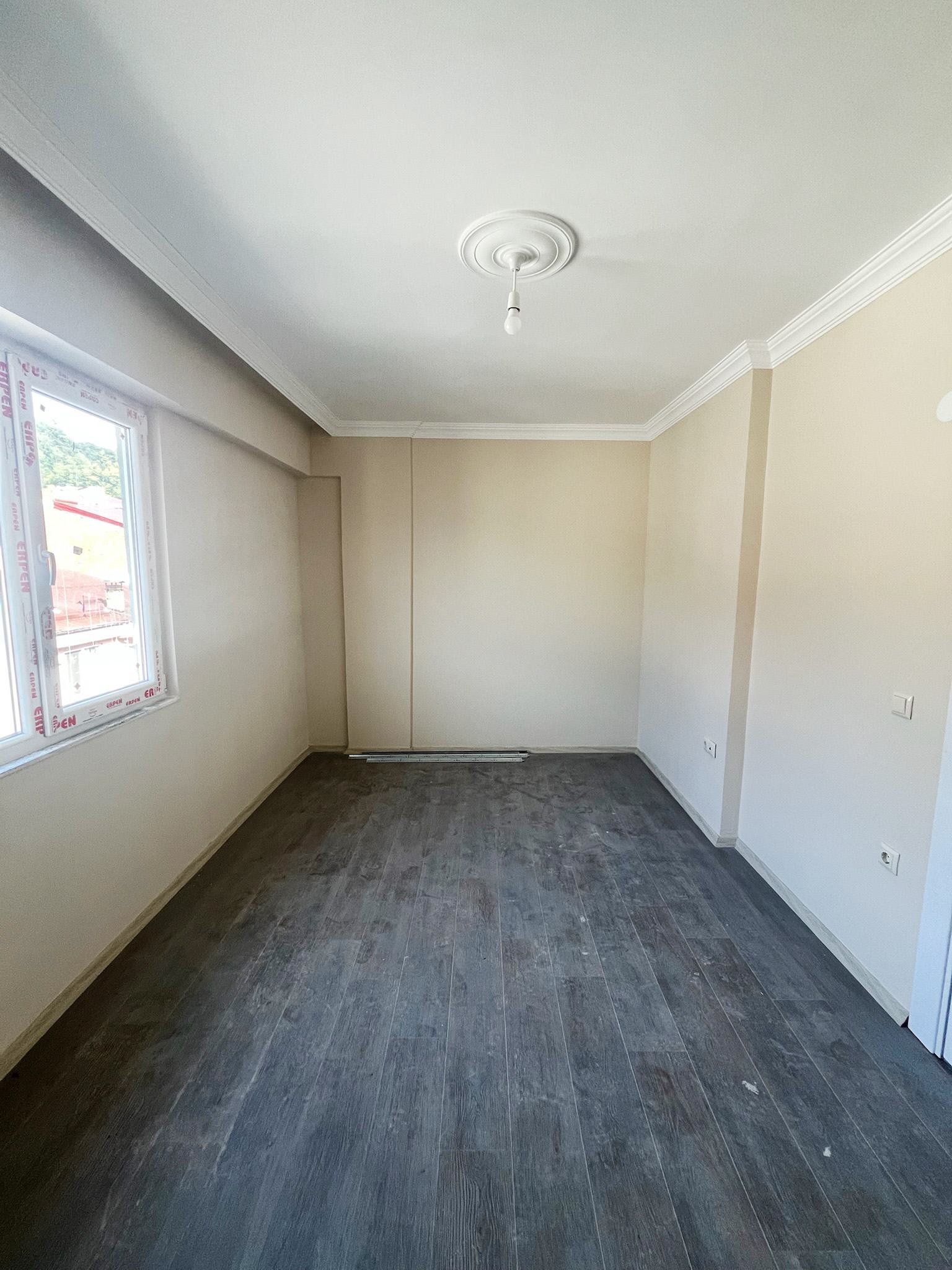 AKSU MAHALLESİ SATILIK DAİRE