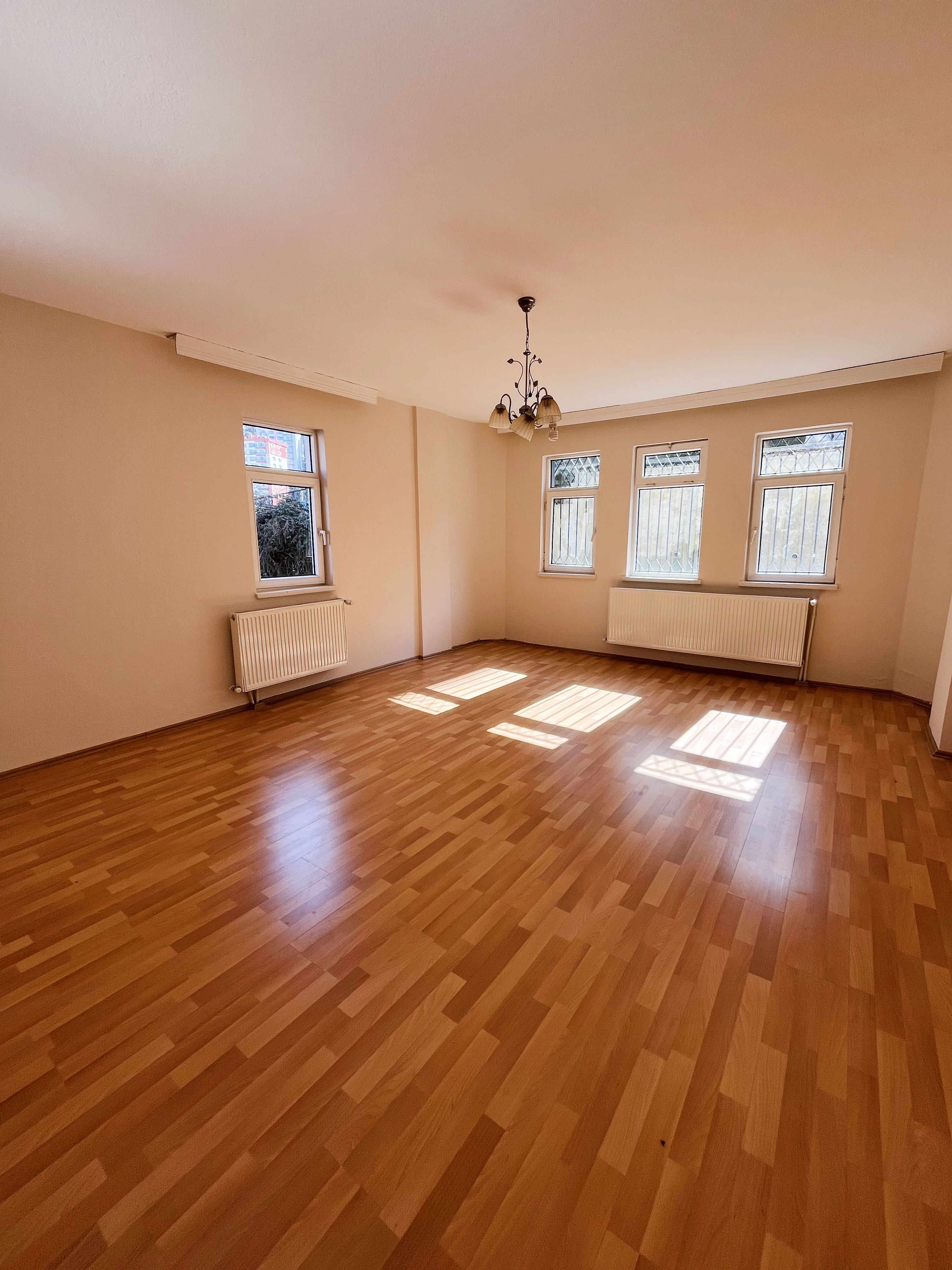 SELDEĞİRMENİ MH. KİRALIK 2+1