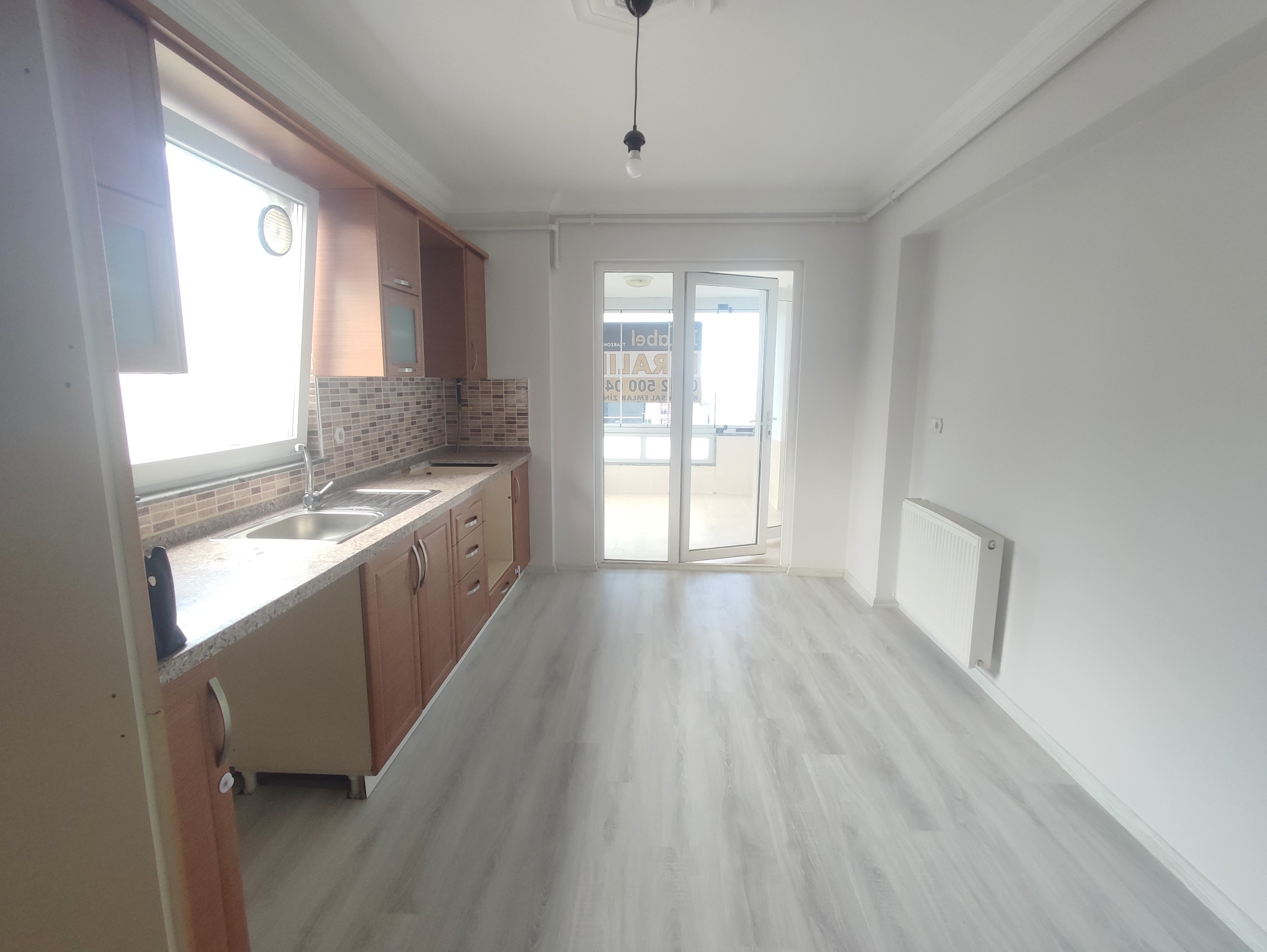 MABEL'DEN ÜNİVERSİTE MAH.GENİŞ FERAH DENİZ MANZARALI KİRALIK