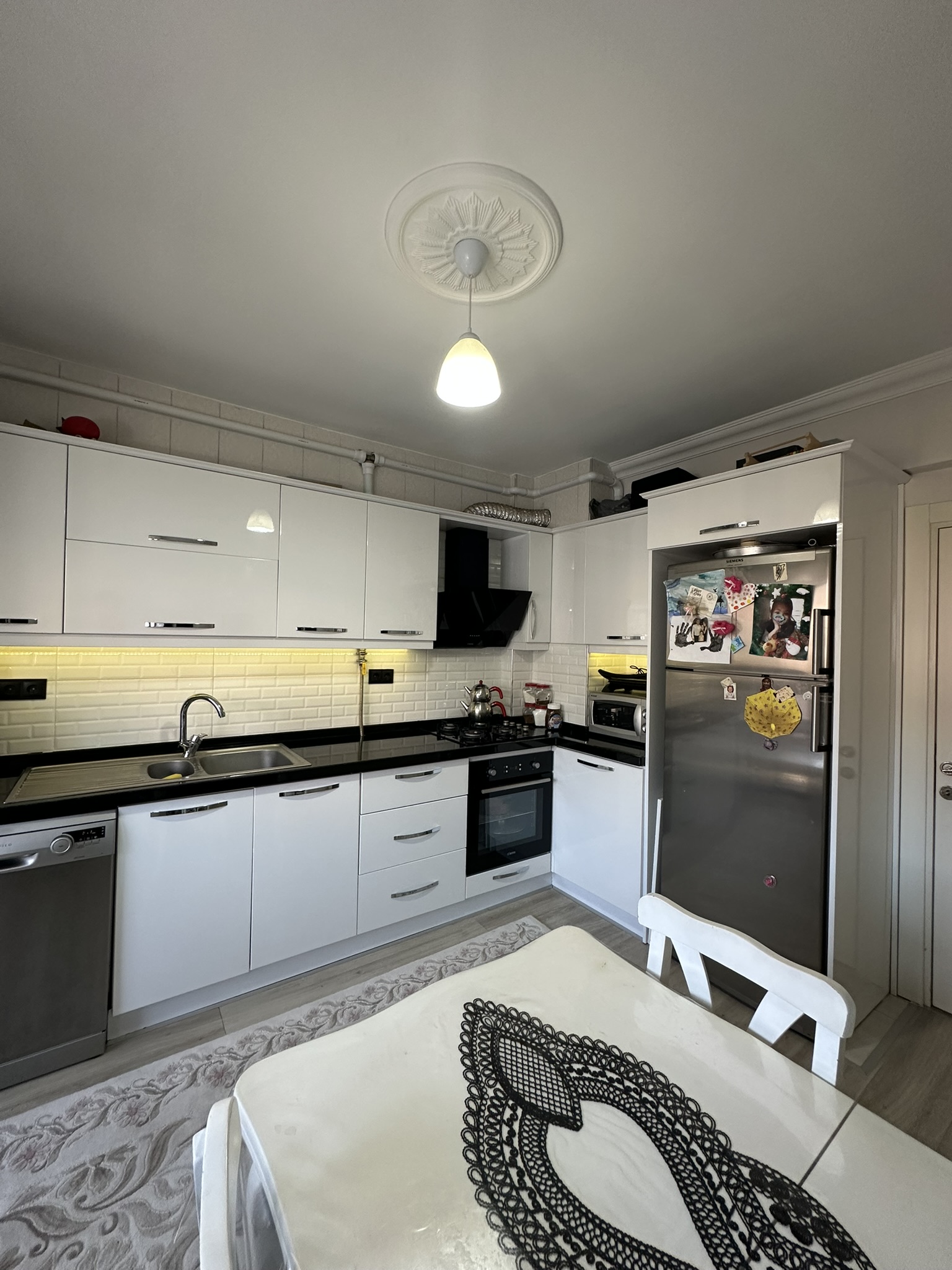 CEMAL GÜRSEL CADDESİ CİVELEKOĞLU APT.