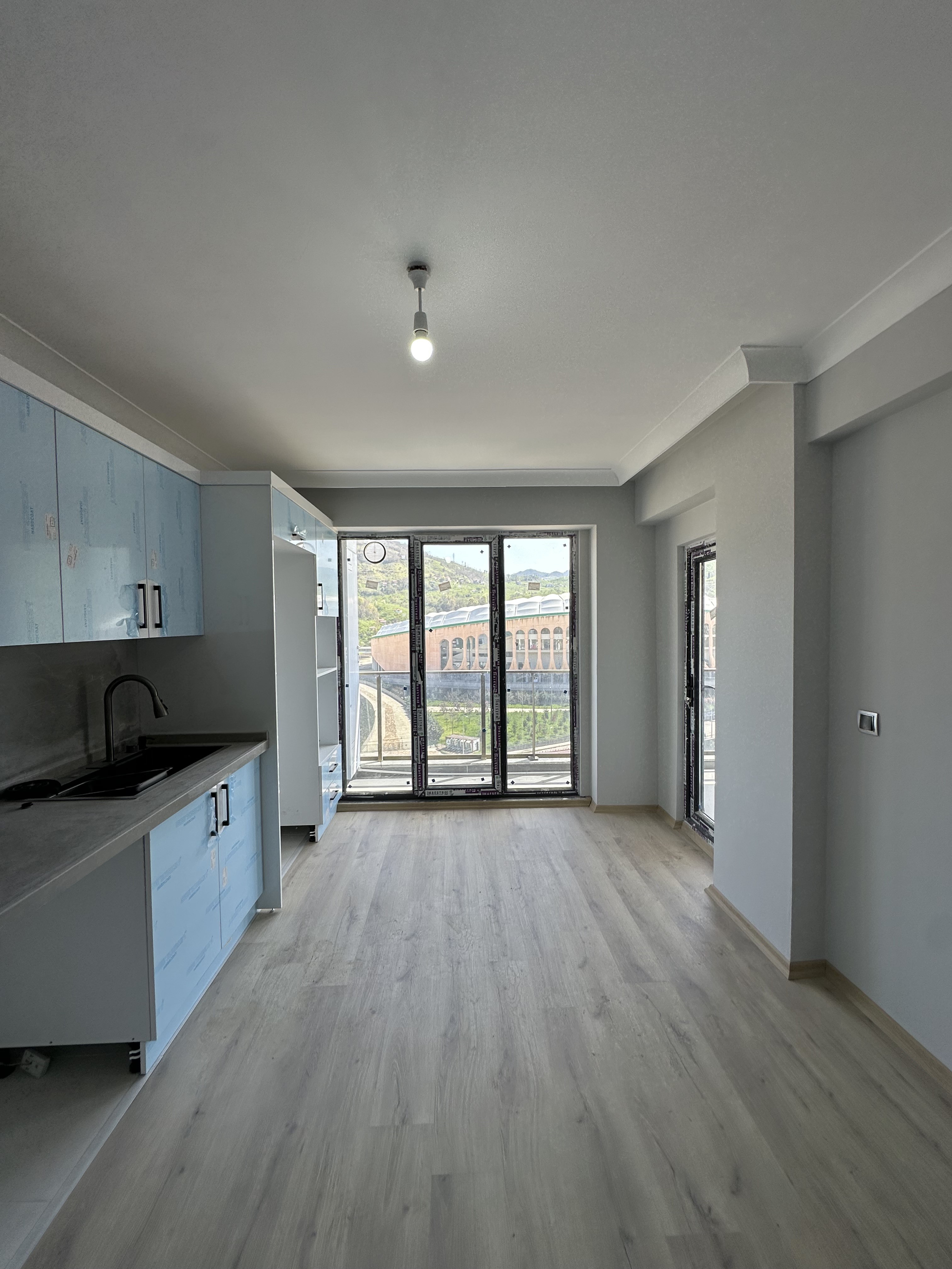 STADİUM CADDE EVLERİ A BLOK D.17 3+1 KİRALIK