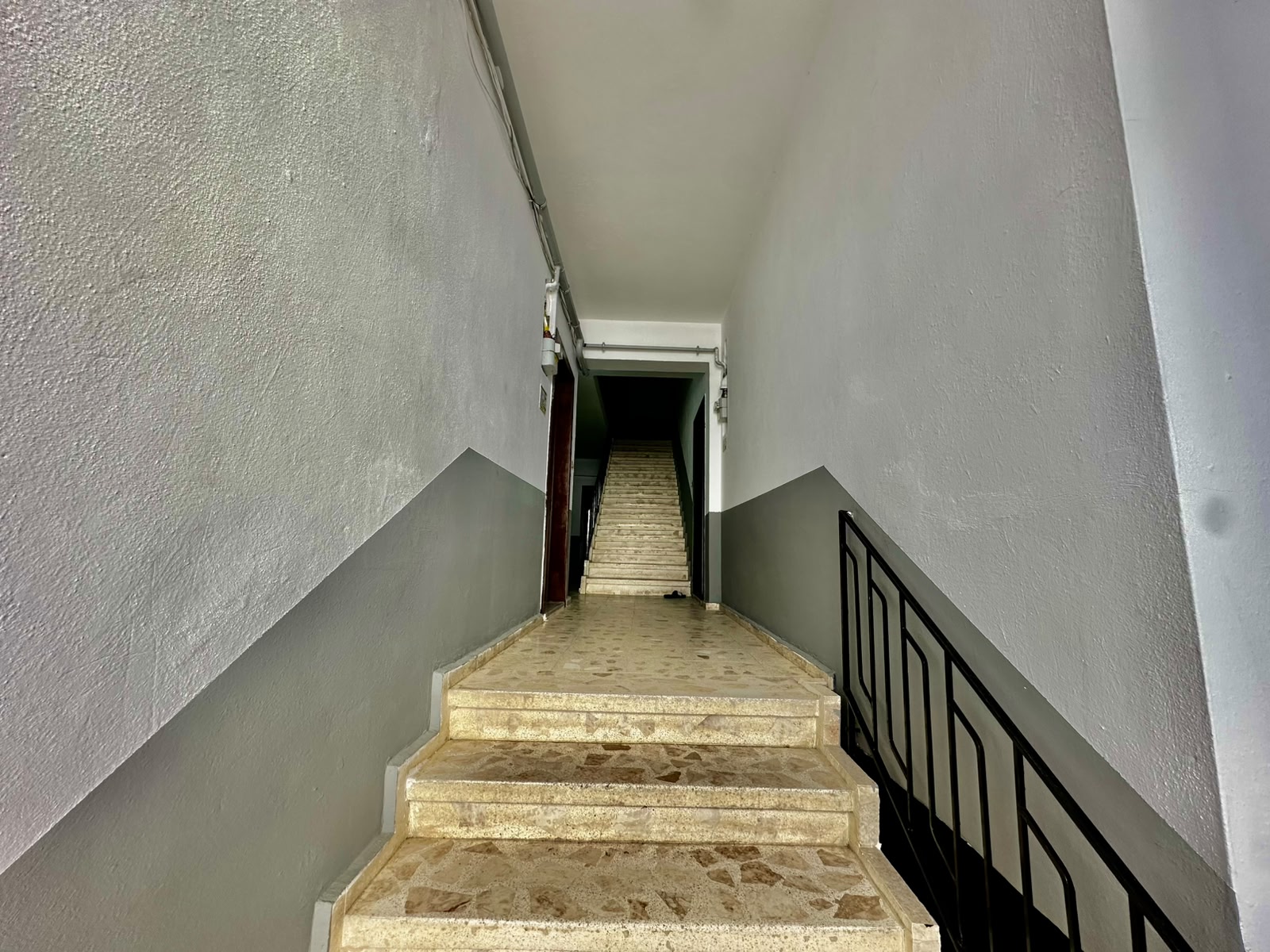 SARAÇLI MAH. ANAYOLA 2 DK YÜRÜME MESAFESİ 2+1 95 M2 FIRSAT DAİRE