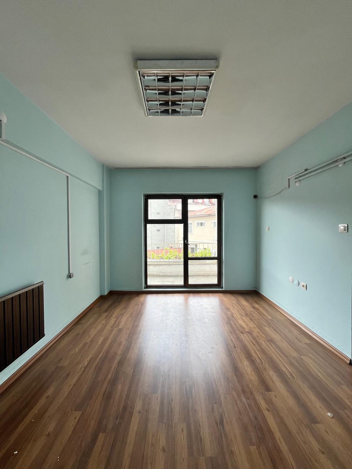 MABEL'DEN GAZİ CADDESİ ÜZERİNDE KİRALIK OFİS