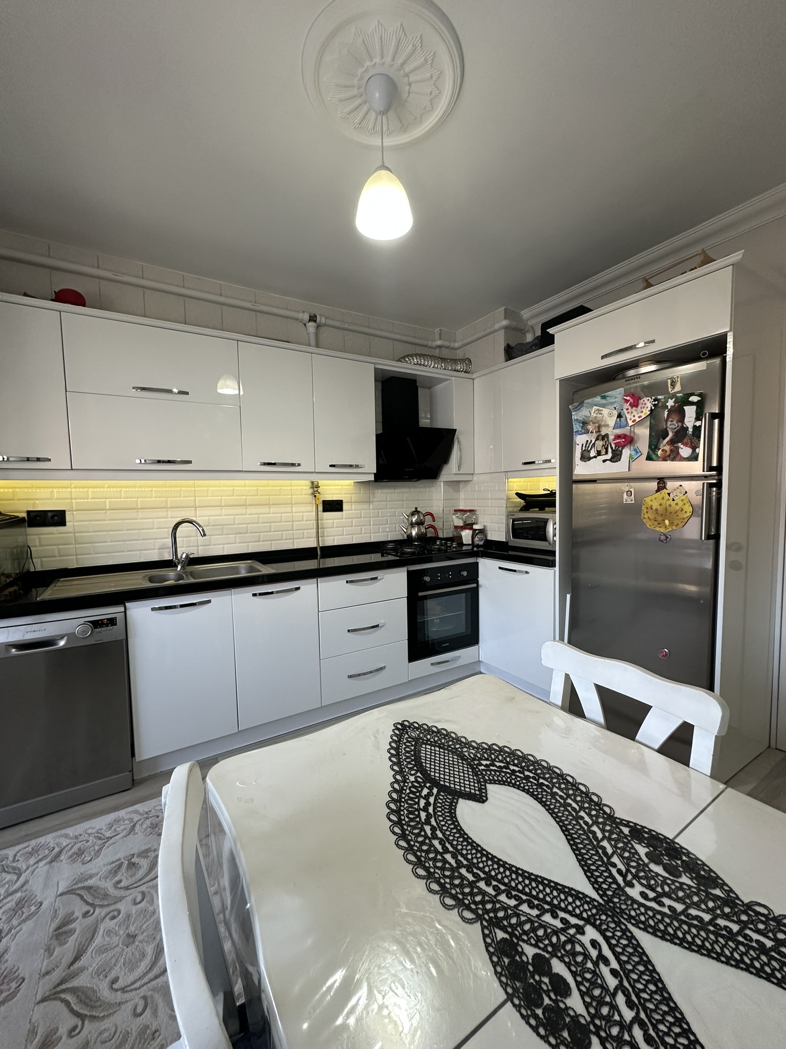 CEMAL GÜRSEL CADDESİ CİVELEKOĞLU APT.