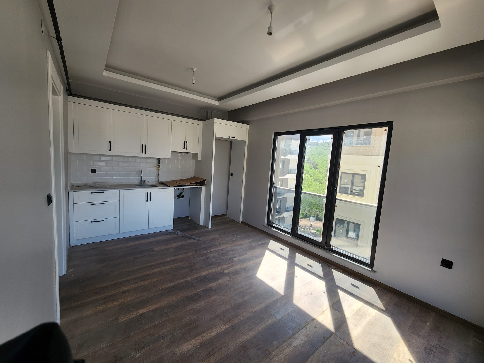 MABEL GAYRİMENKUL'DEN CUMHURİYETTE 1+1 GENİŞ GÜZEL SATILIK DAİRE