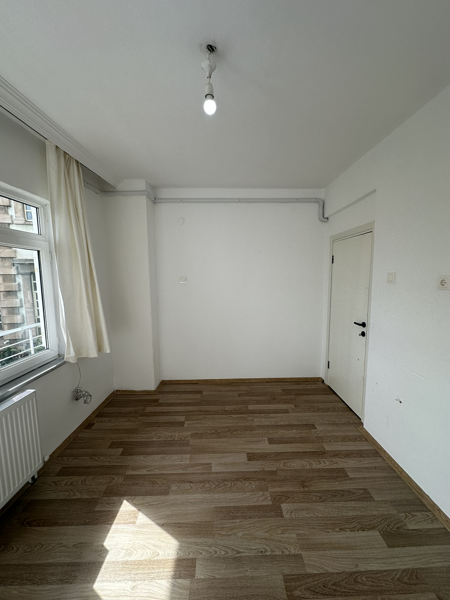 ÇINARLAR MAHALLESİ  EŞYALI KİRALIK