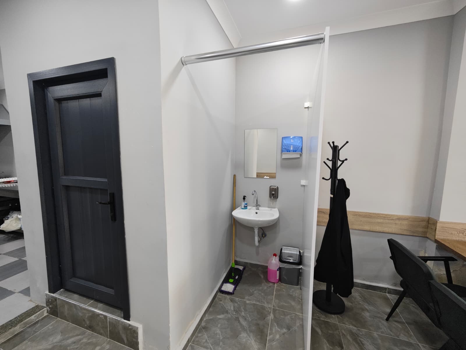 MABEL'DEN ARSİN YEŞİLYALIDA DEVREN KİRALIK LOKANTA