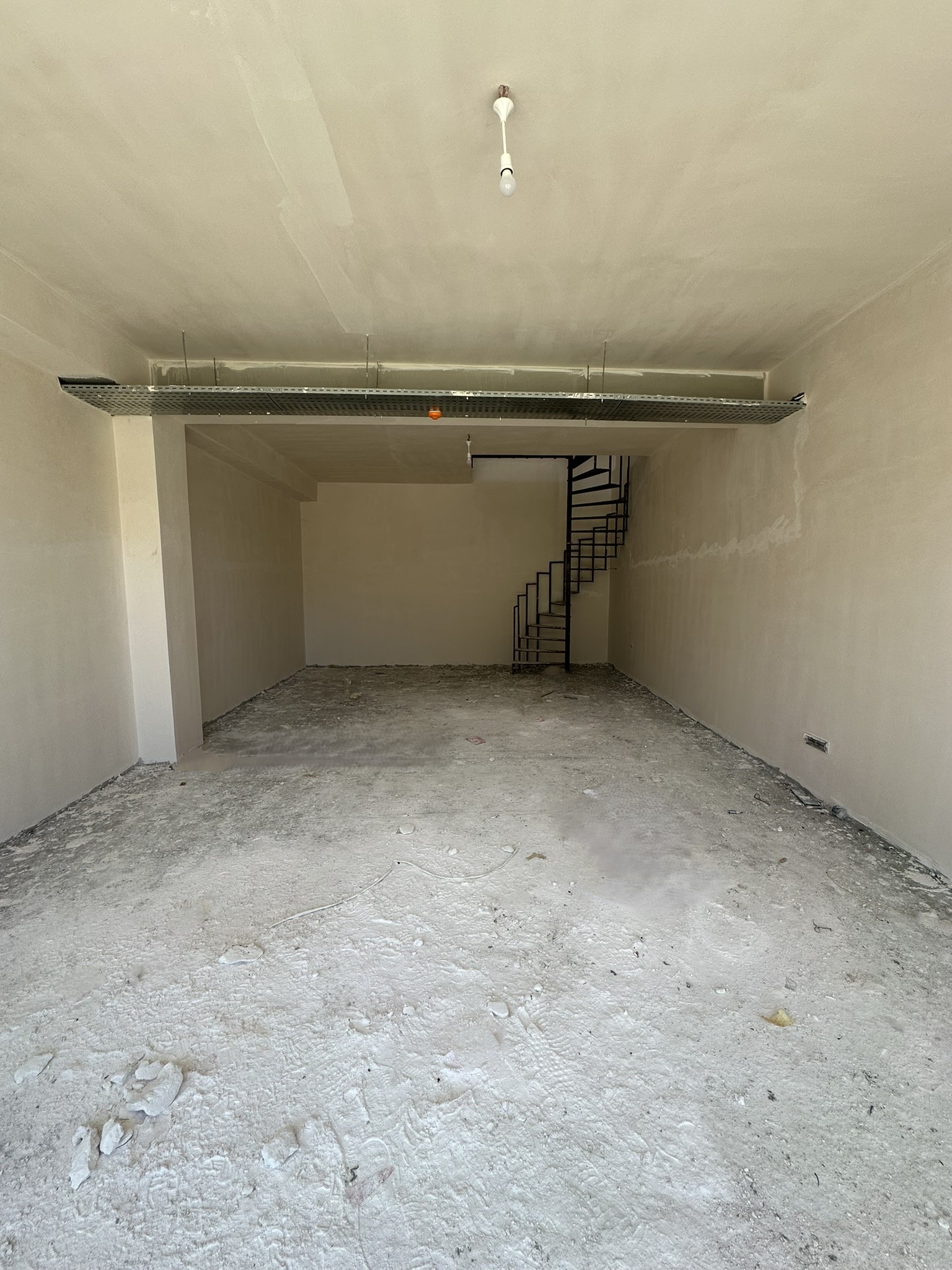 STADİUM CADDE EVLERİ DÜKKAN 3 NUMARA