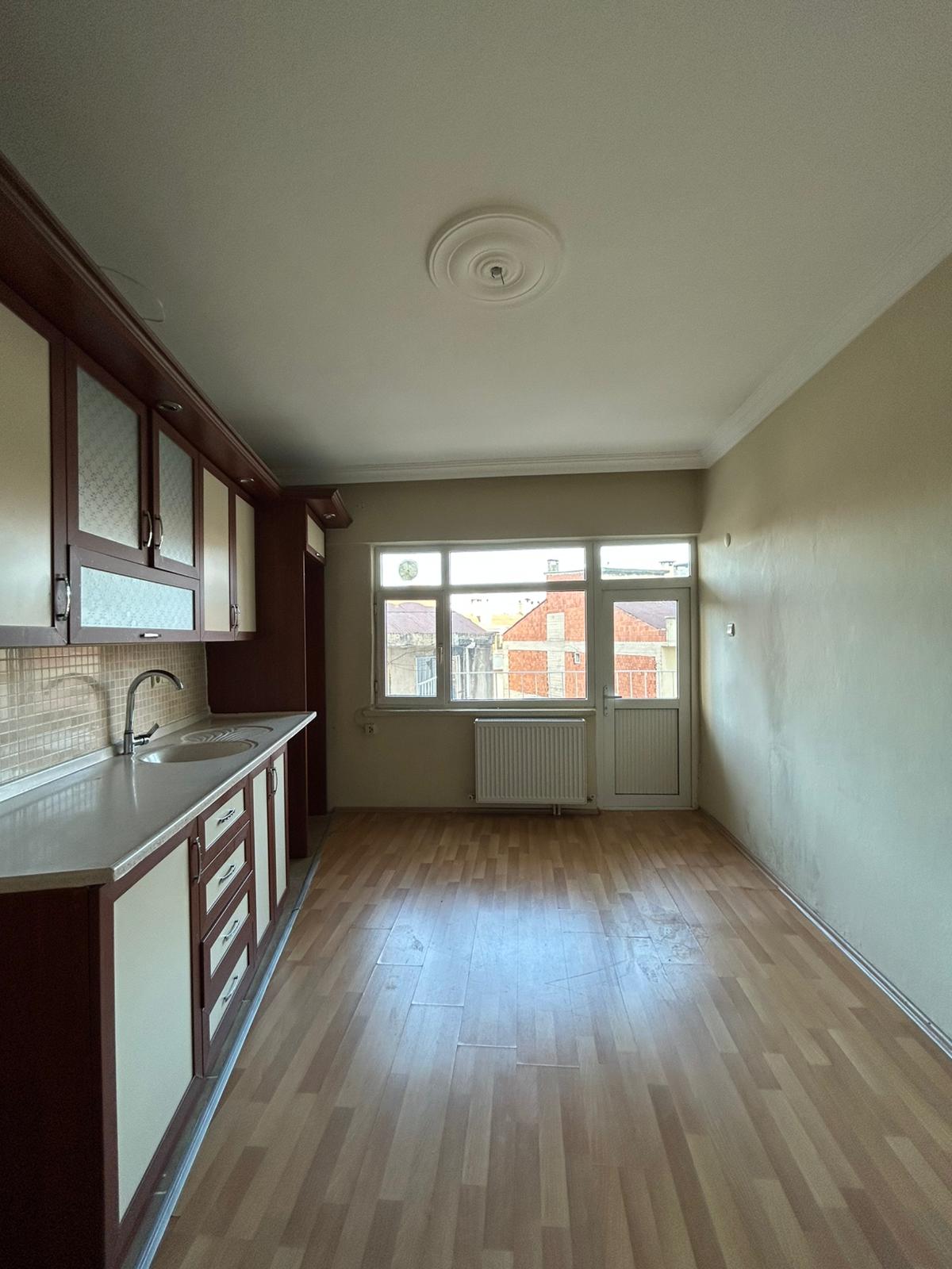 YENİ YOL MEVKİİ 4 KAT