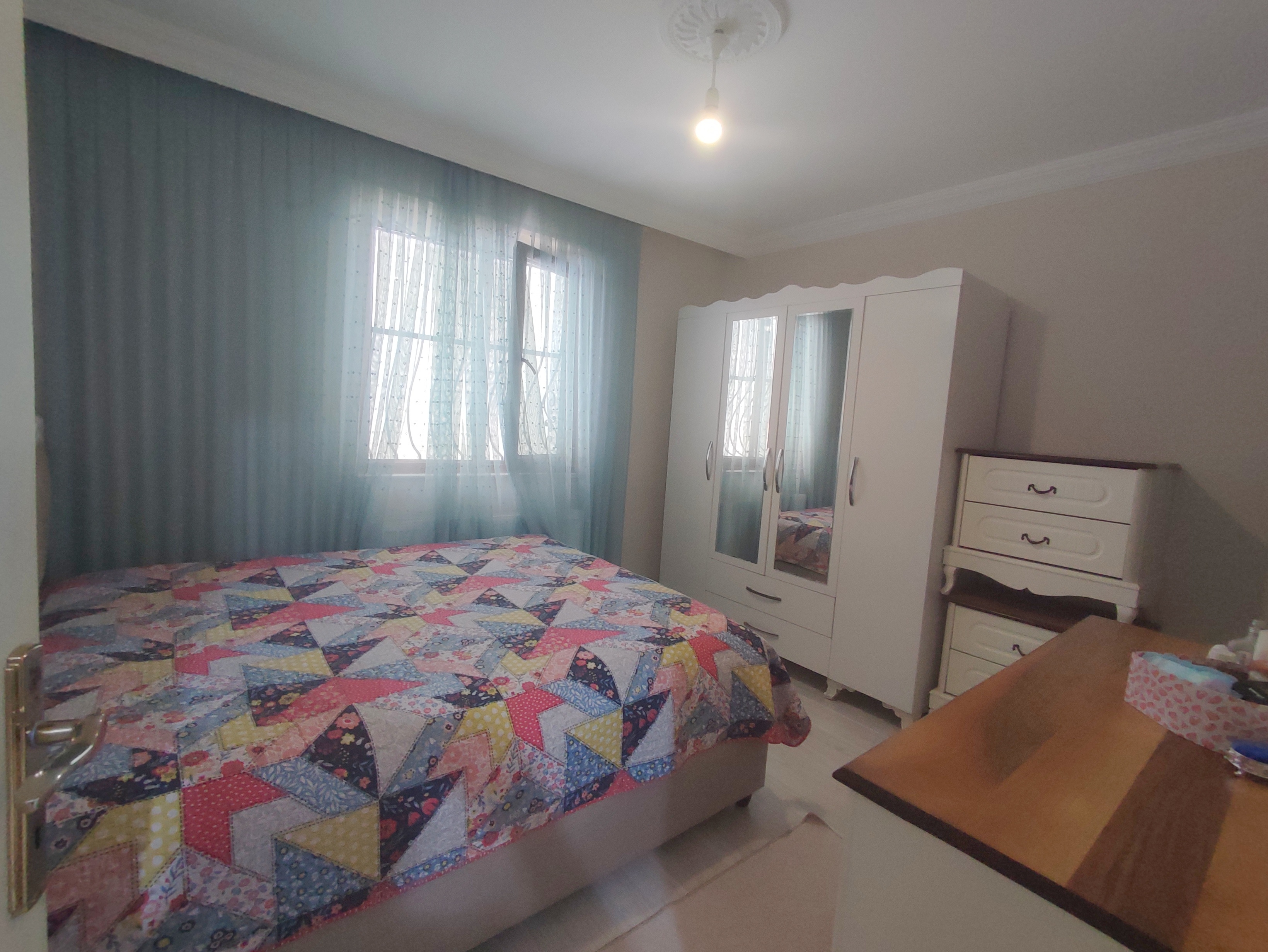 AKÇAABAT YAYLACIK MAH. MERKEZİ KONUMDA SATILIK DAİRE