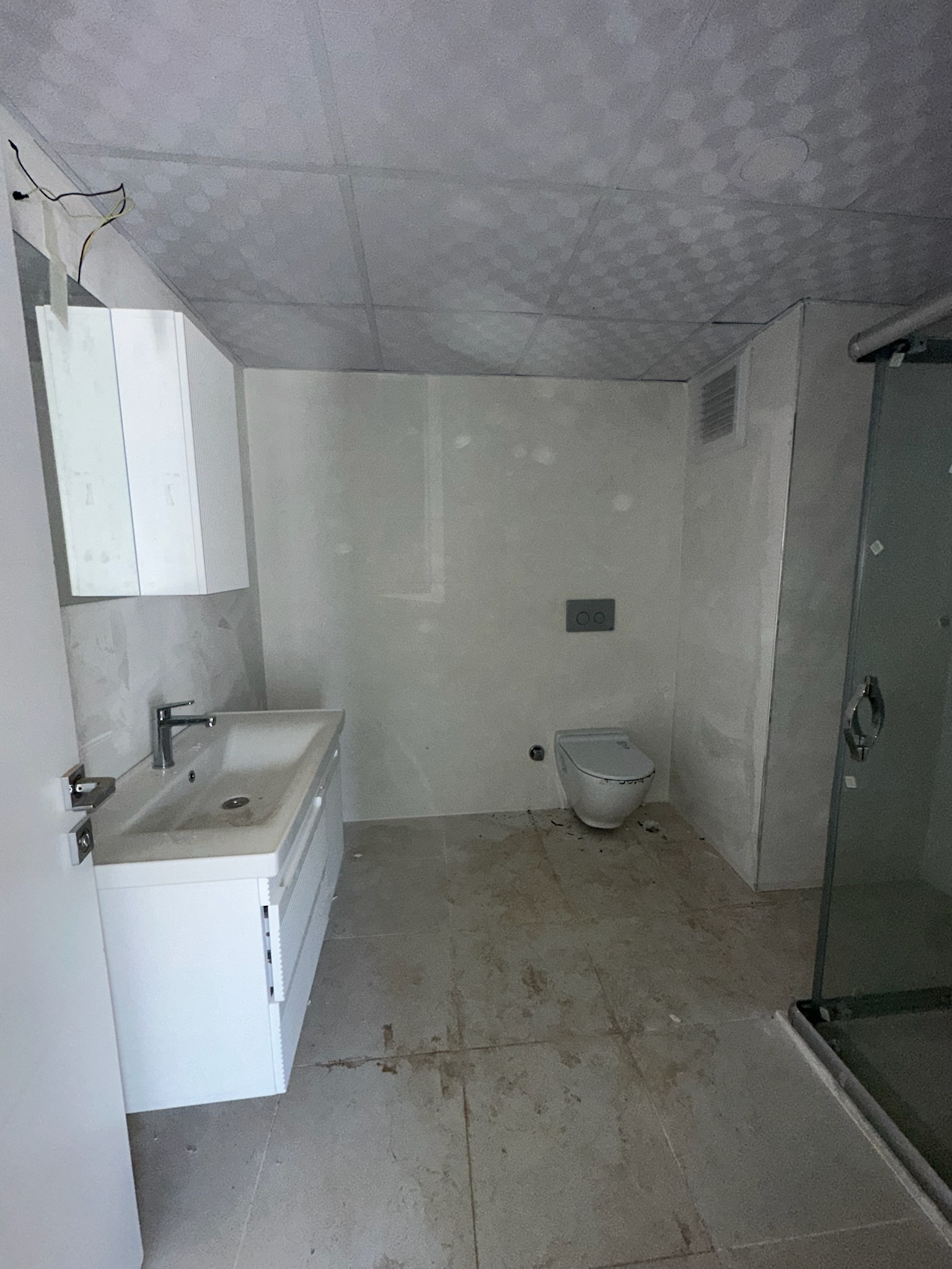 MABEL'DEN AKSU STADIUM CADDE EVLERİNDE GENİŞ FERAH DAİRE