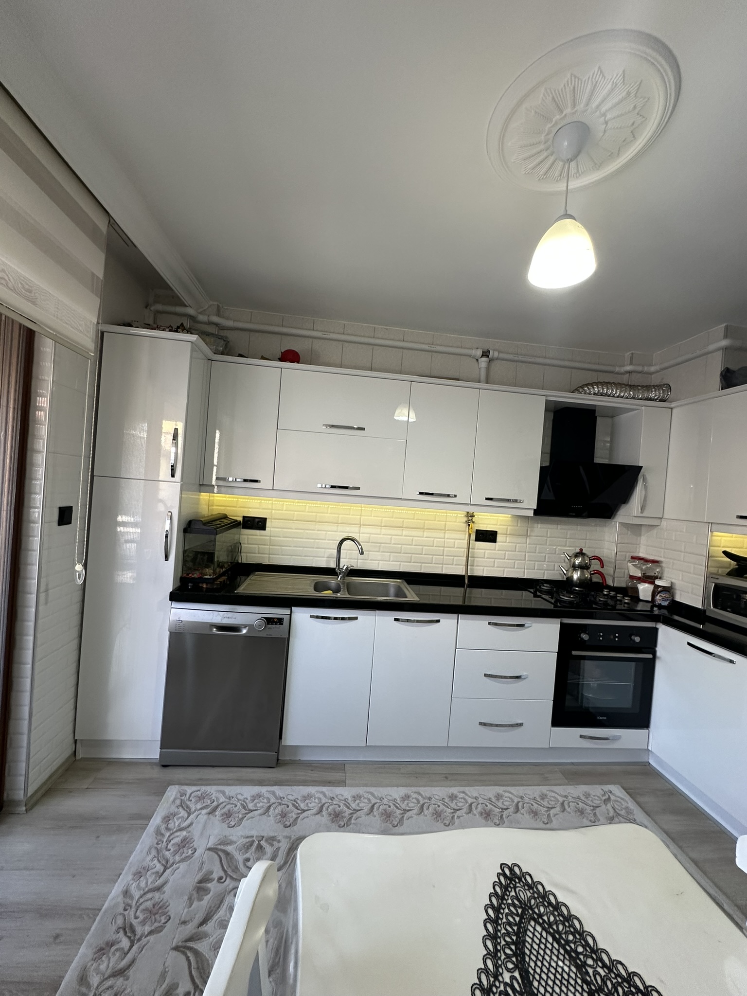 CEMAL GÜRSEL CADDESİ CİVELEKOĞLU APT.