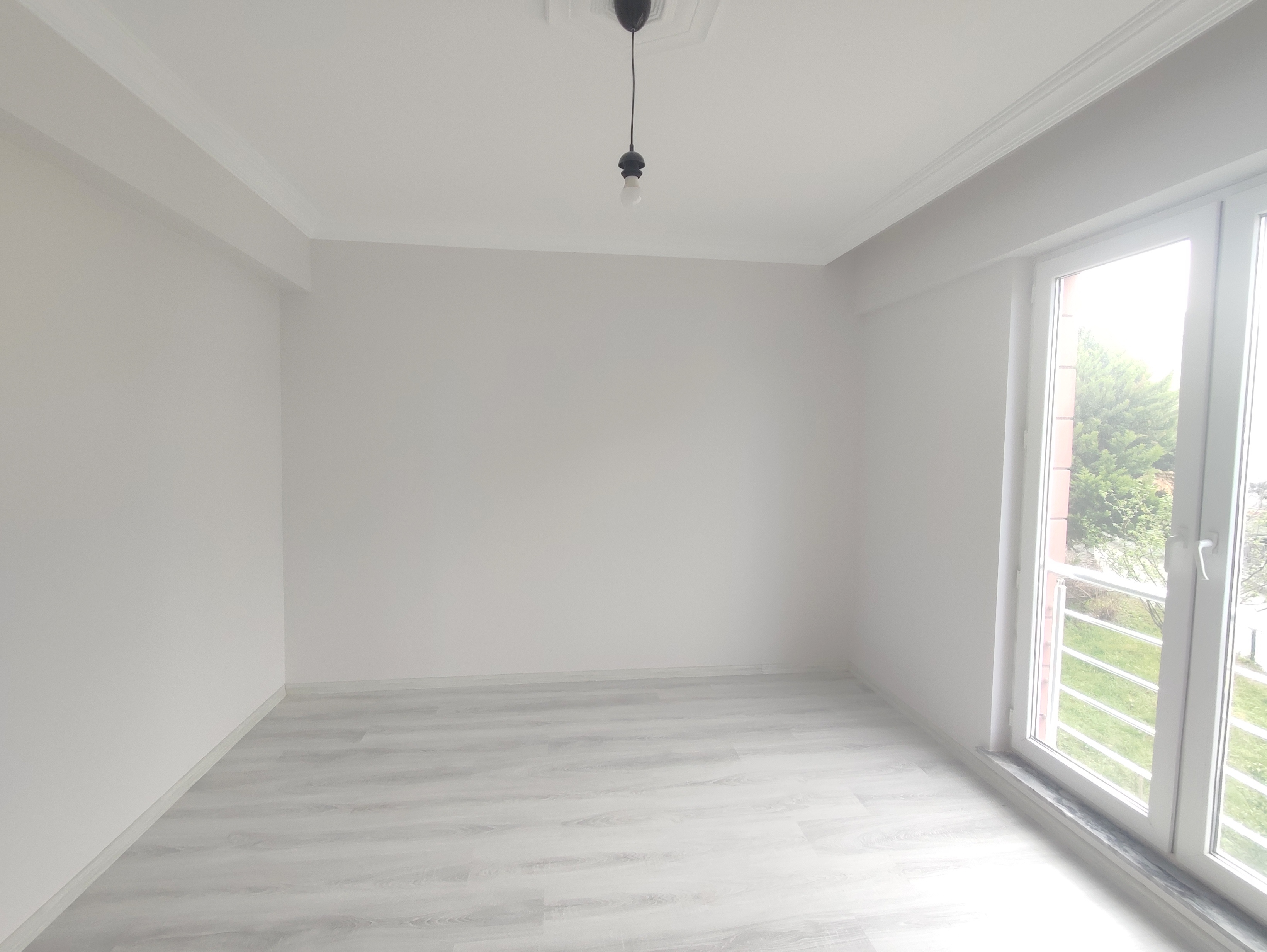 MABEL'DEN ÜNİVERSİTE MAH.GENİŞ FERAH DENİZ MANZARALI KİRALIK