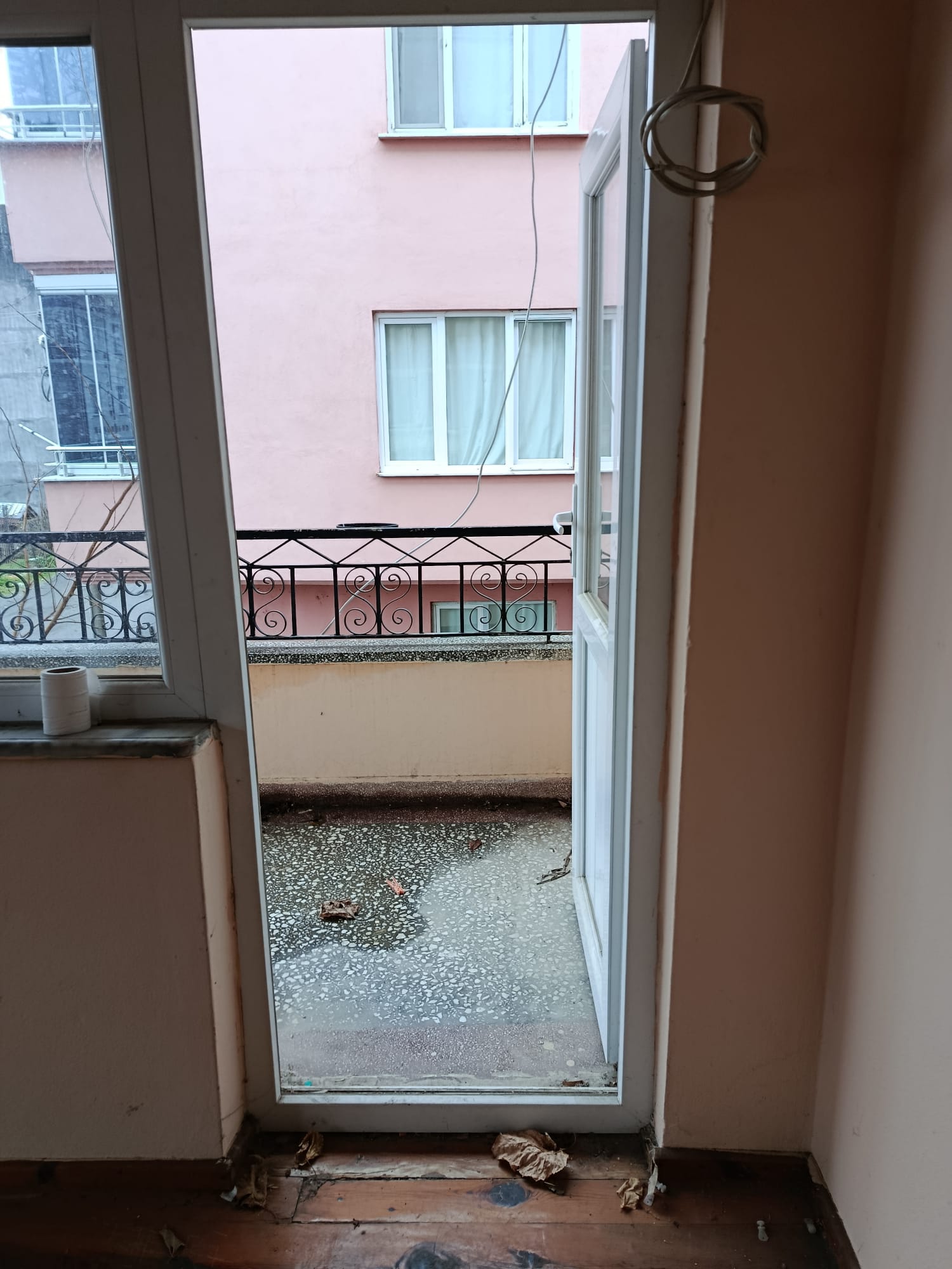 EVKAF MAHALLESİ FIRSAT SATILIK DAİRE