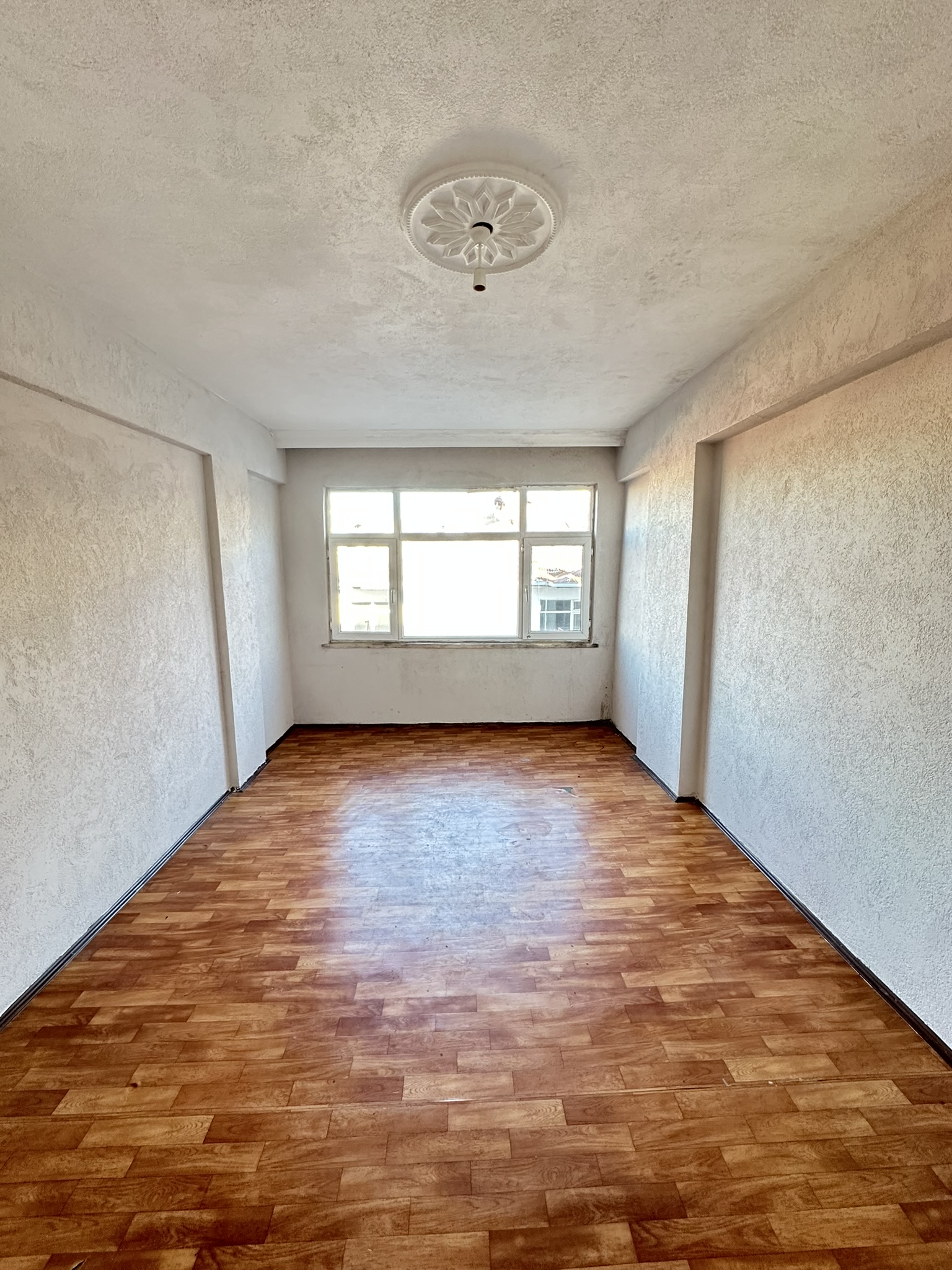 HACISİYAM MAHALLESİ 5. KAT SOBALI