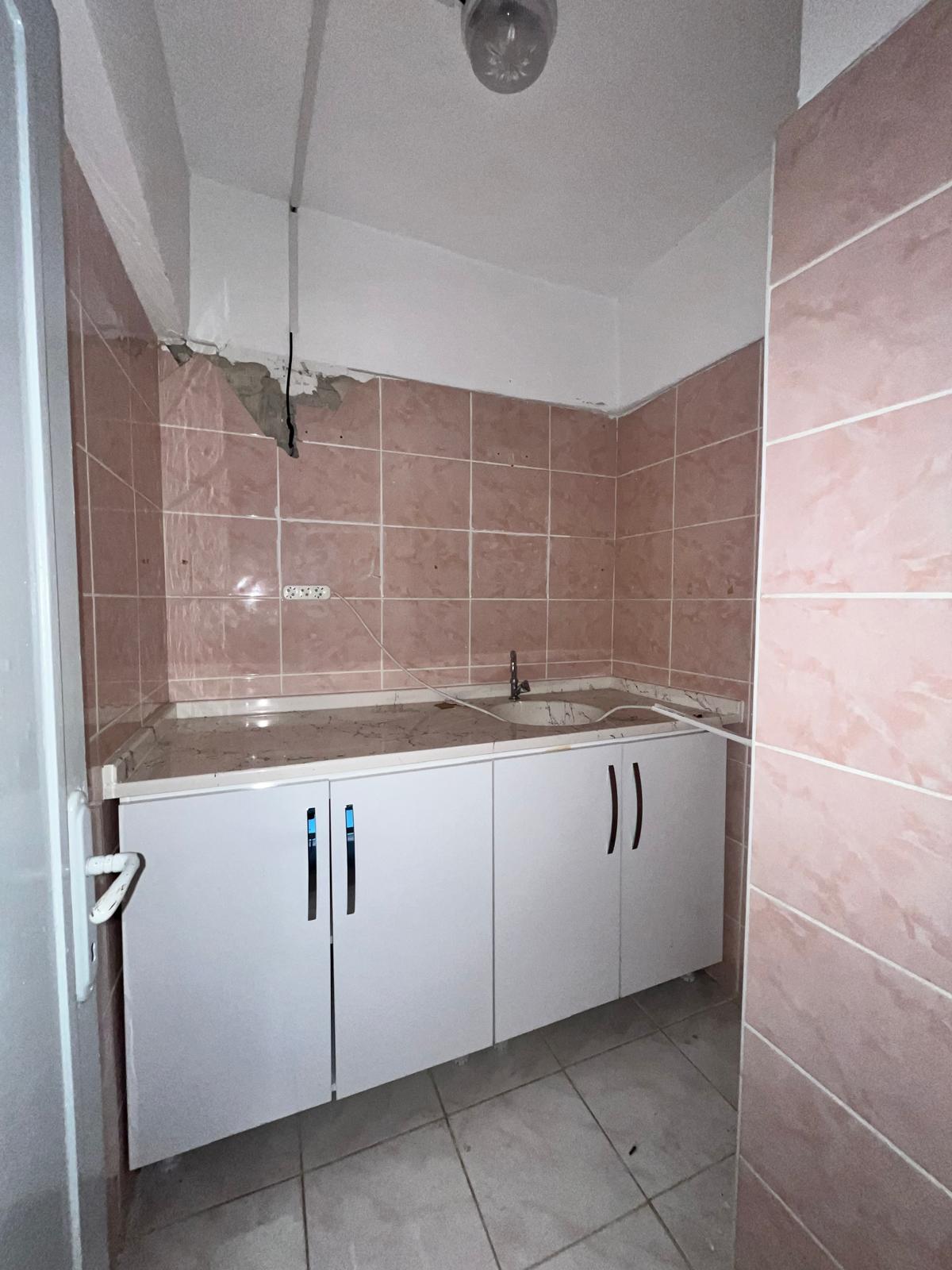 MABEL'DEN GAZİ CADDESİ ÜZERİNDE KİRALIK OFİS