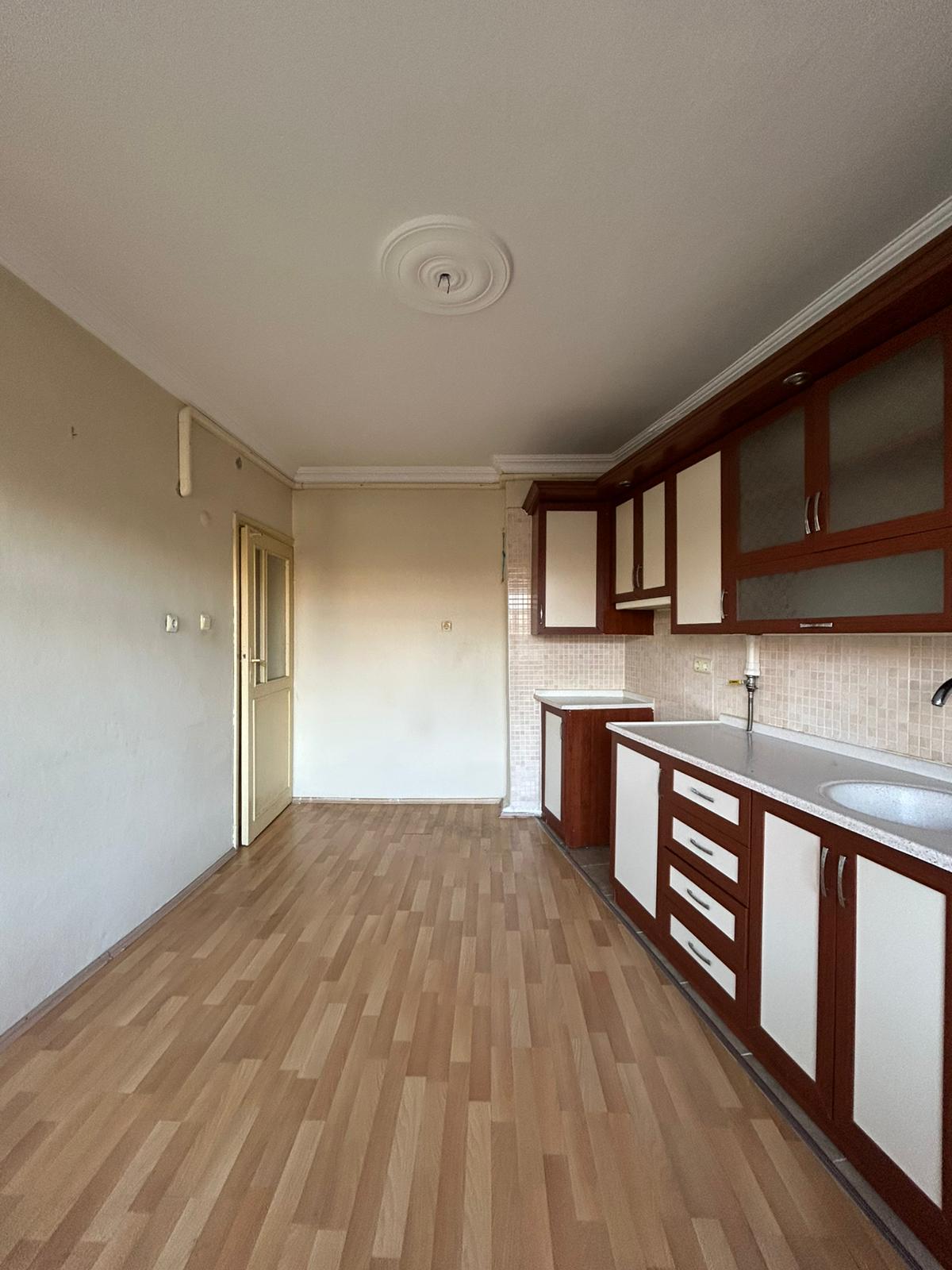 YENİ YOL MEVKİİ 4 KAT