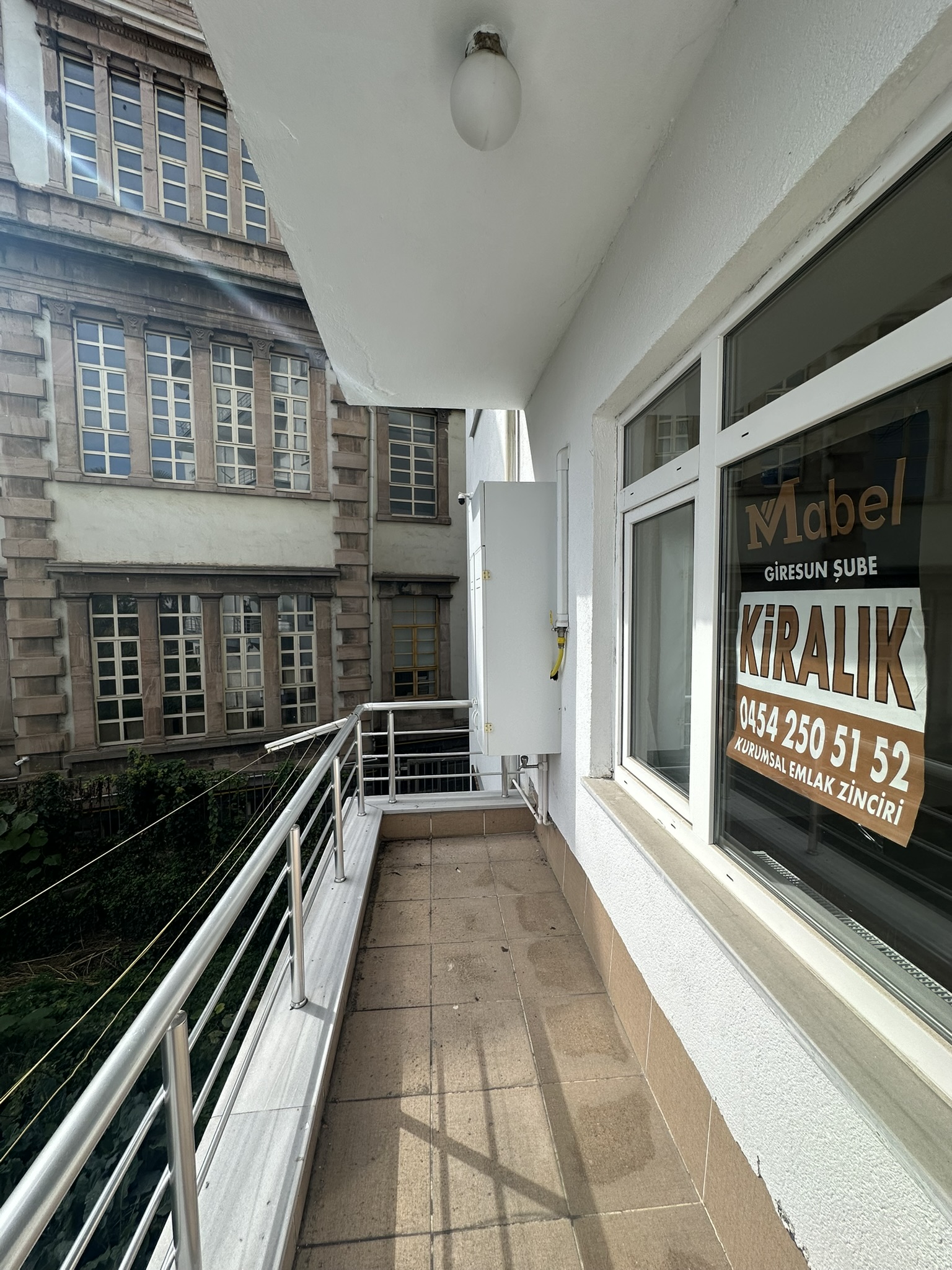 ÇINARLAR MAHALLESİ  EŞYALI KİRALIK