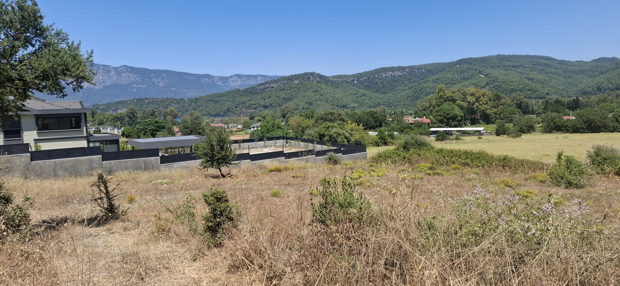 MABELDEN MARMARİSİN İNCİSİ ÇAMLIDA SATILIK ARSA