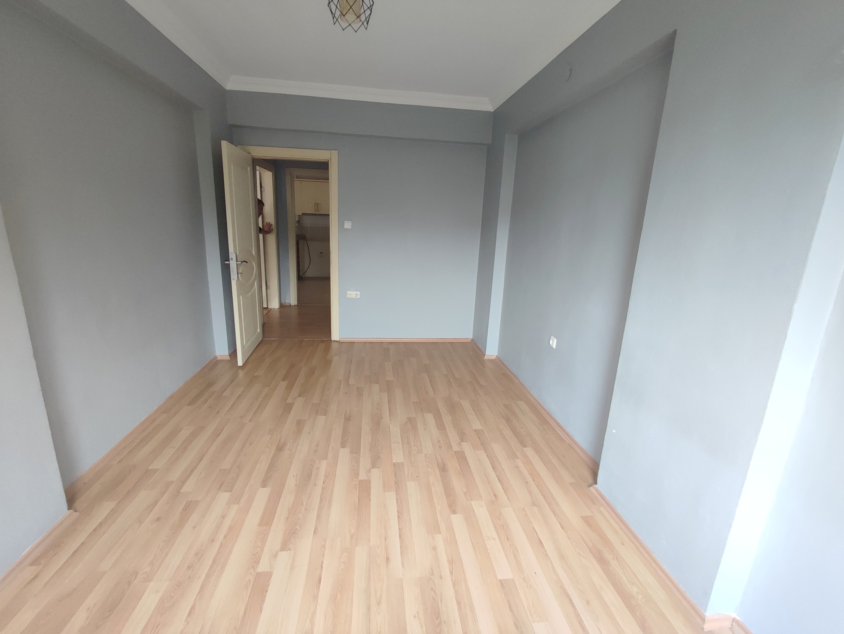 YOMRA SANCAK MAH.GENİŞ FERAH SATILIK DAİRE