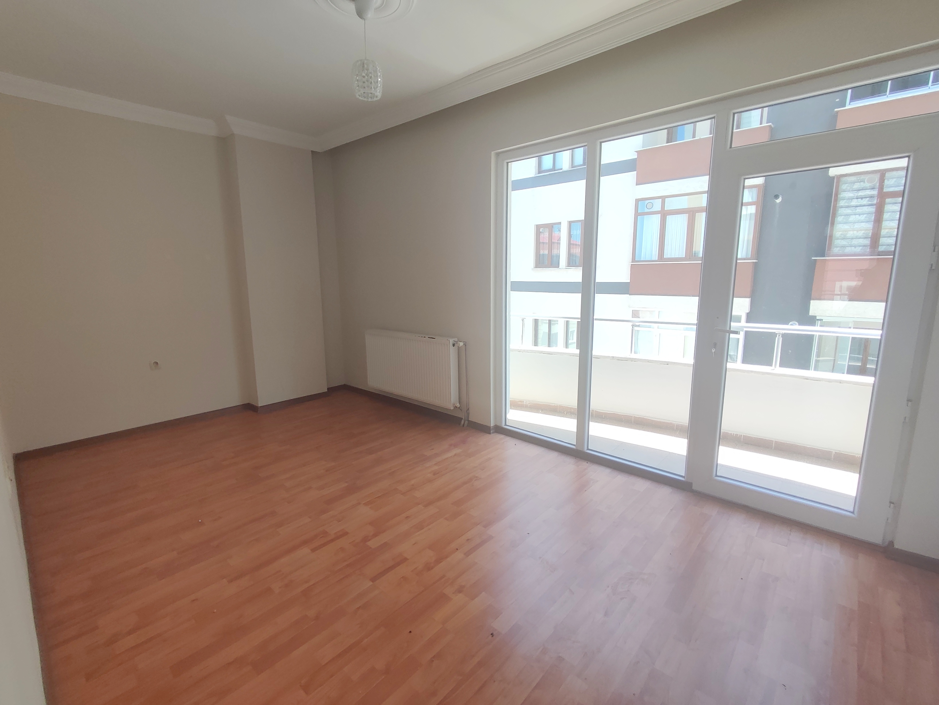 SÖĞÜTLÜ MAH. 3+1 DENİZ MANZARALI SATILIK DAİRE