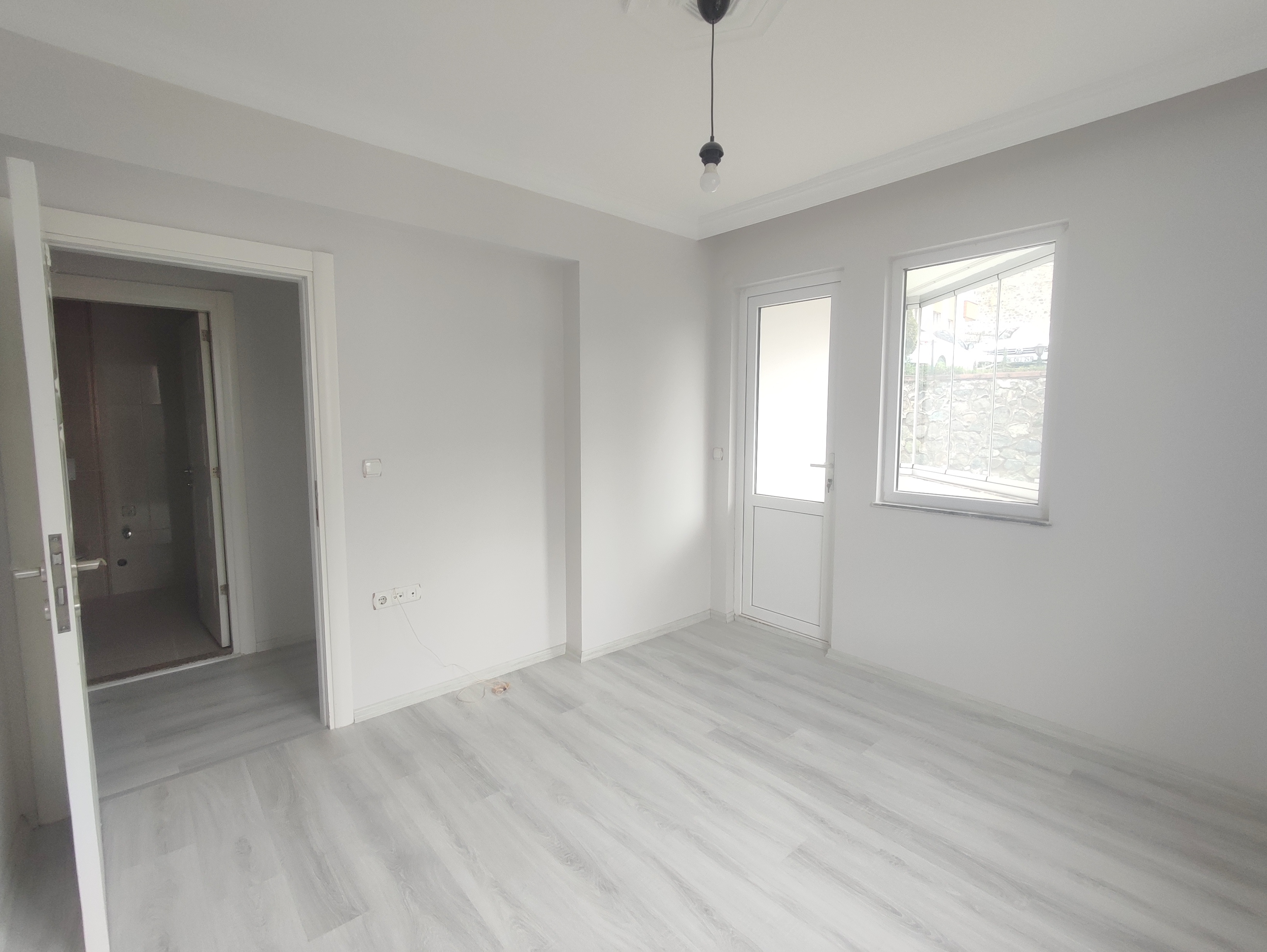 MABEL'DEN ÜNİVERSİTE MAH.GENİŞ FERAH DENİZ MANZARALI KİRALIK