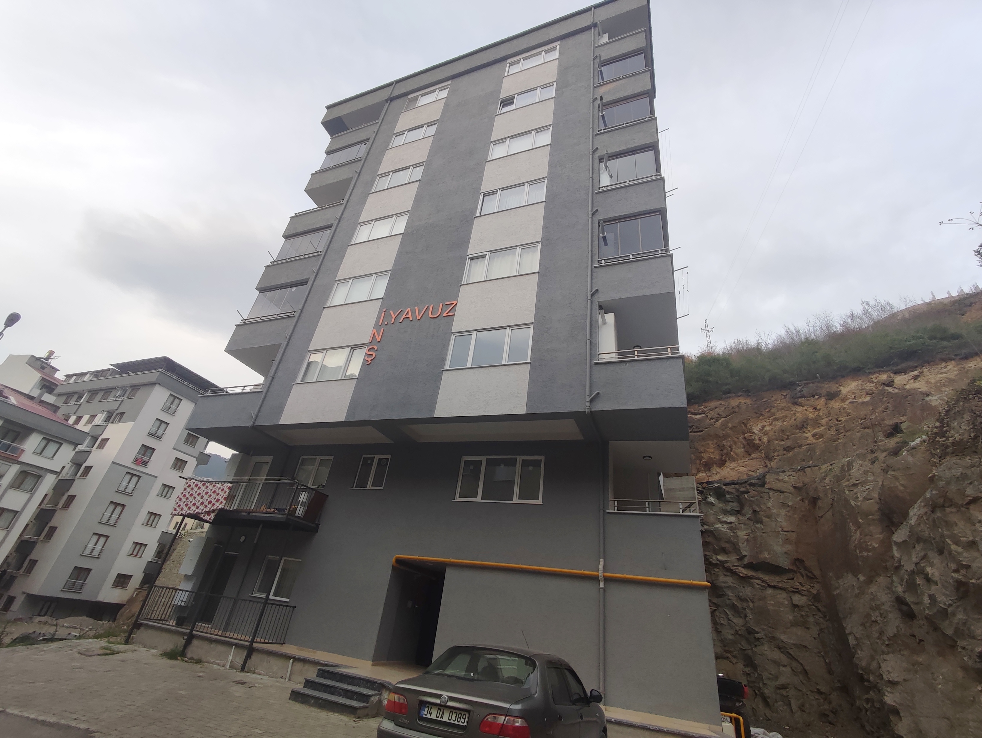 MABEL GAYRİMENKUL MAÇKA FATİH MAH. 2+1 GENİŞ KİRALIK DAİRE