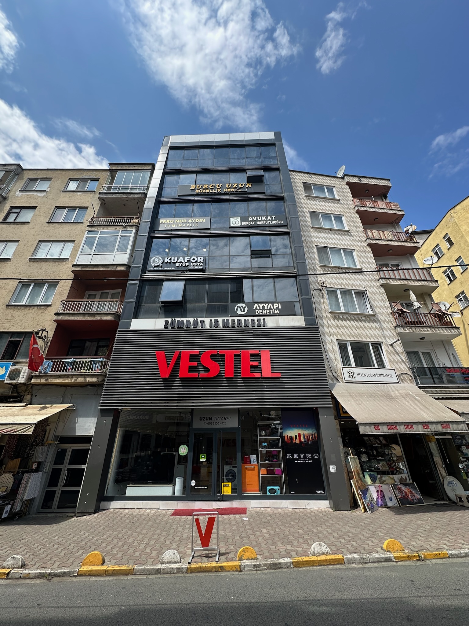 MABEL'DEN ŞEHİR MERKEZİNDE CEMAL GÜRSEL CAD. KİRALIK OFİS - BÜRO