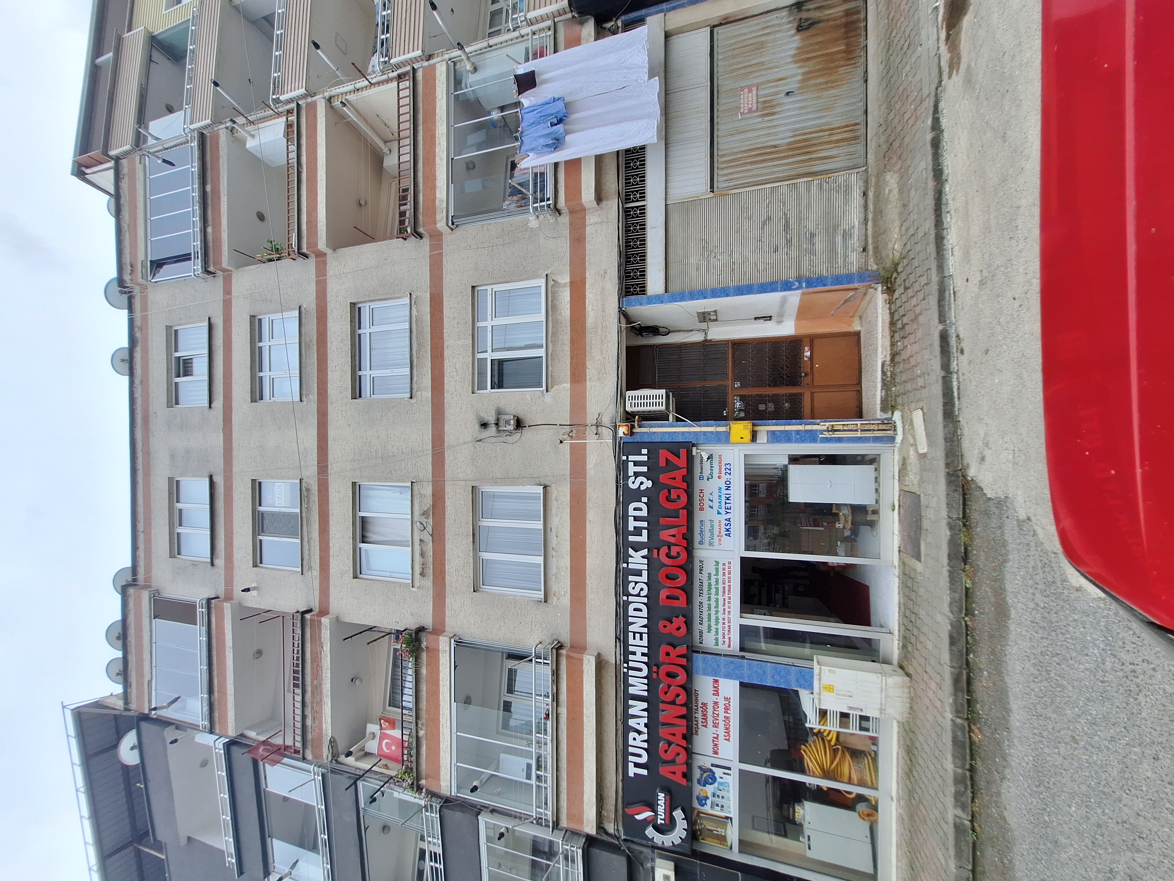 HACISİYAM MH. KİRALIK GENİŞ 2+1 DAİRE