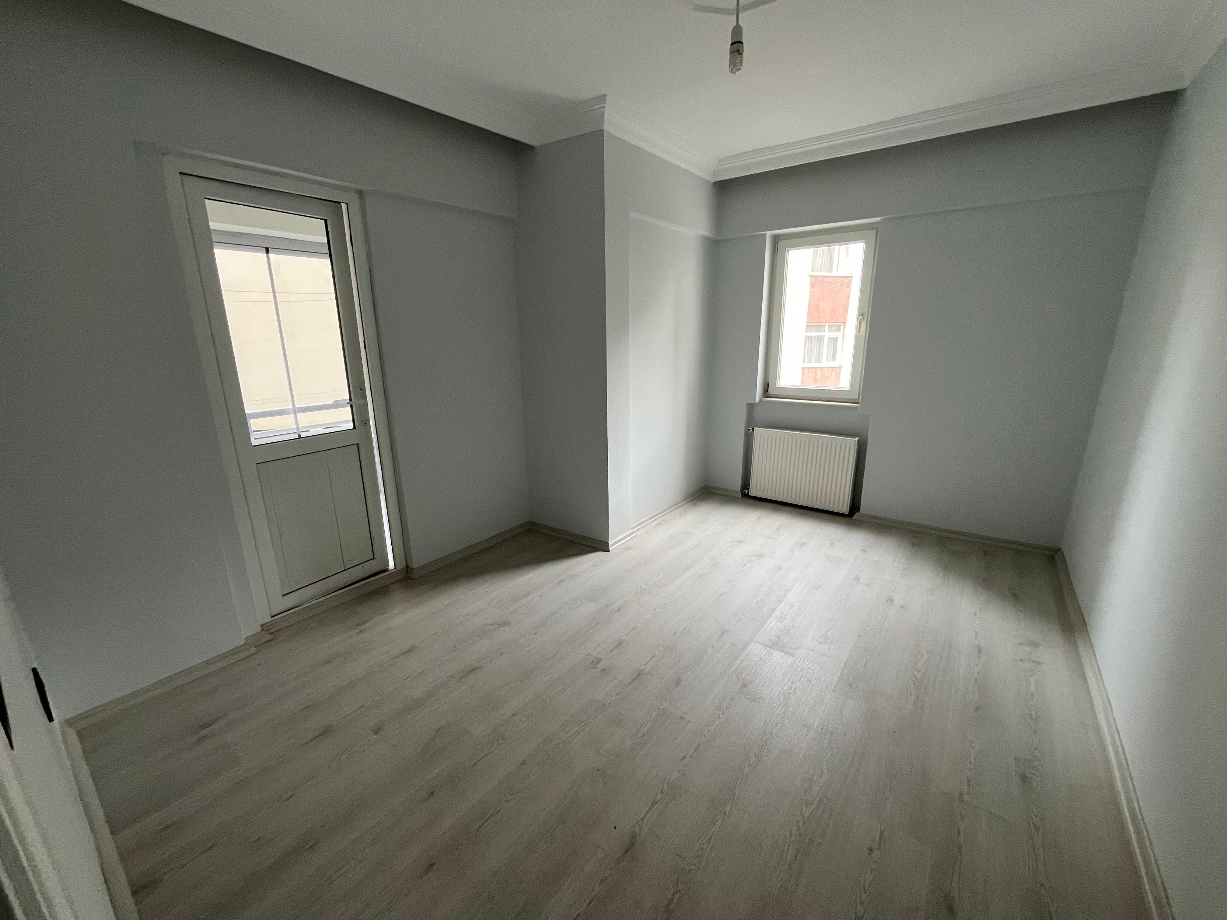 YENİ MAHALLE MEHMET AKİF ERSOY OKULU YANI KİRALIK 3+1