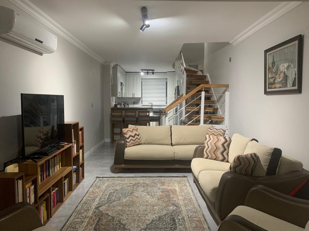 ARMUTALANDA SİTE İÇERİSİNDE MÜSTAKİL GİRİSLİ BAHCE DUBLEKS DAİRE