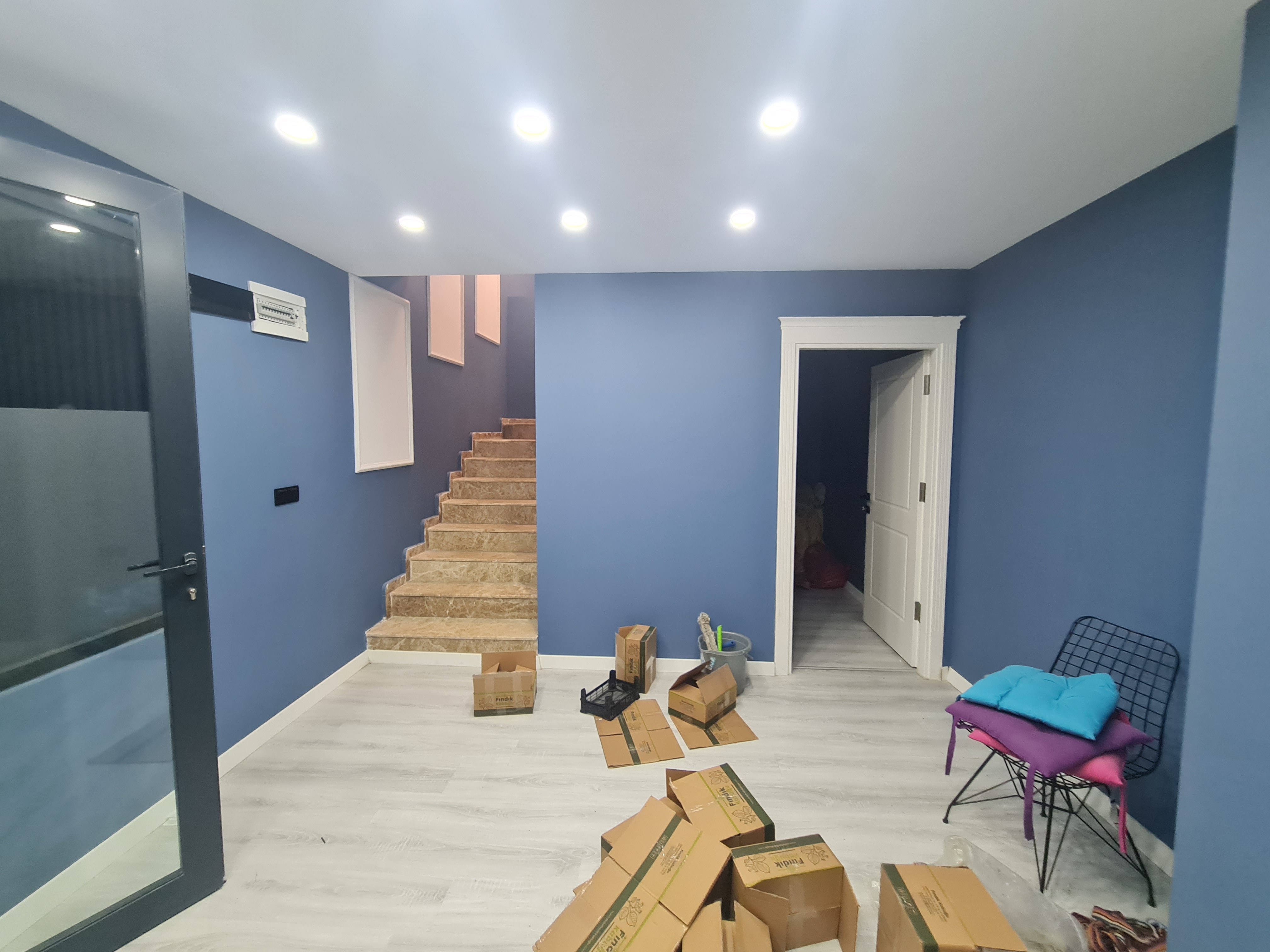 ATA CADDESİNDE 200M2 SATILIK DÜKKAN