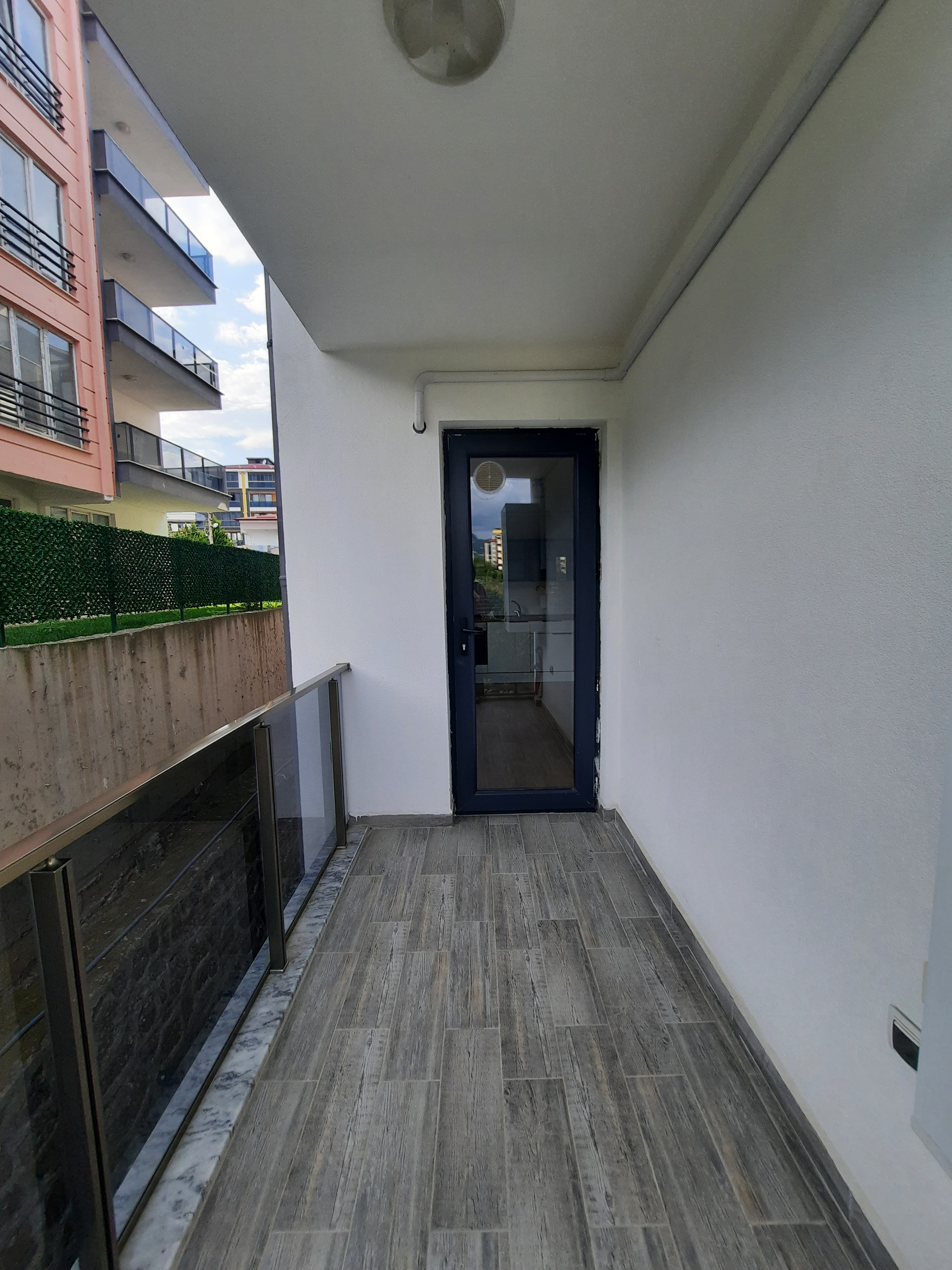 BOMONTİ EVLERİ KİRALIK 1+1