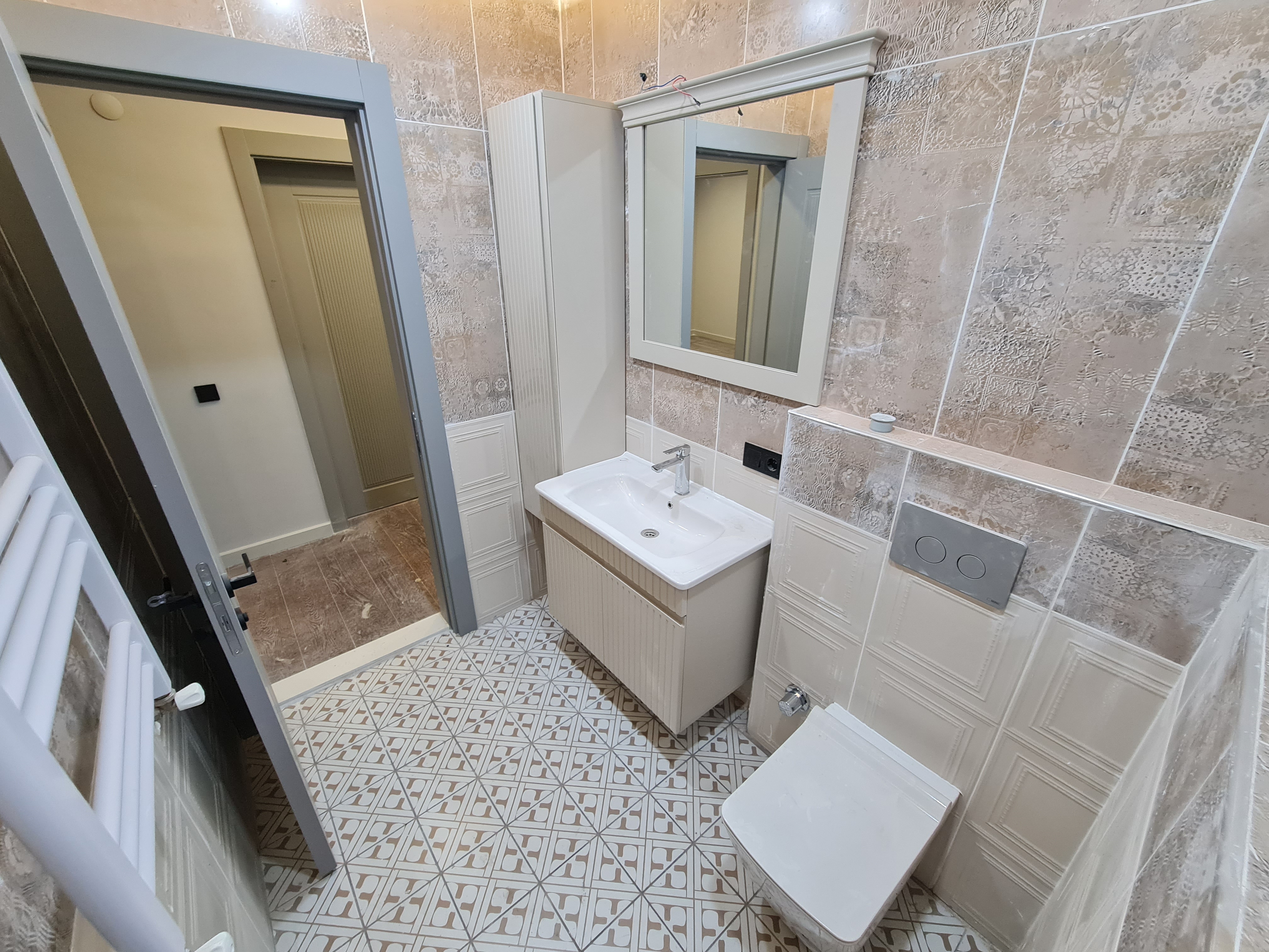 ŞEHİR MERKEZİNDE 2+1 LÜKS KİTALIK DAİRE