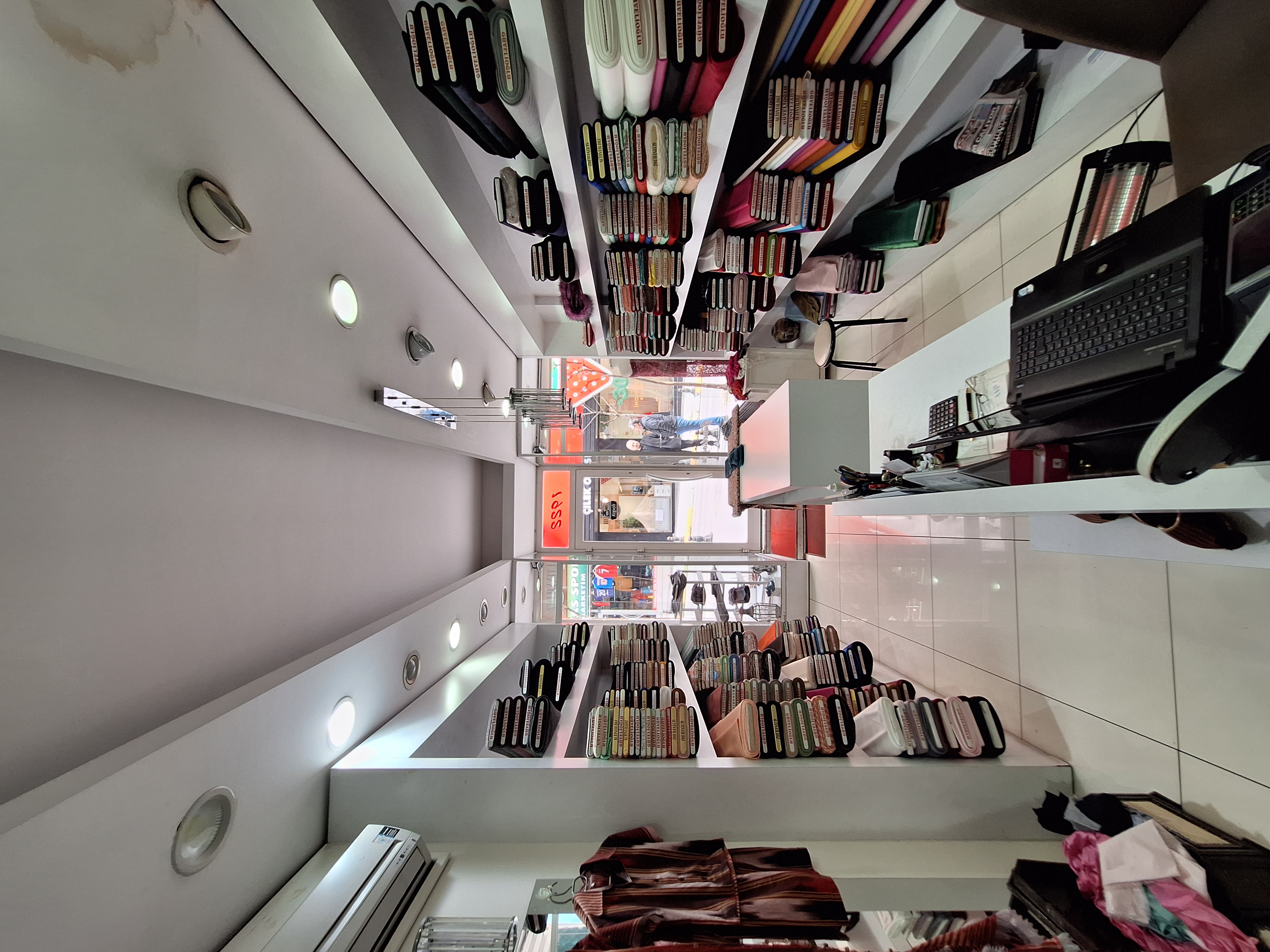 SATILIK DÜKKAN MERKEZ