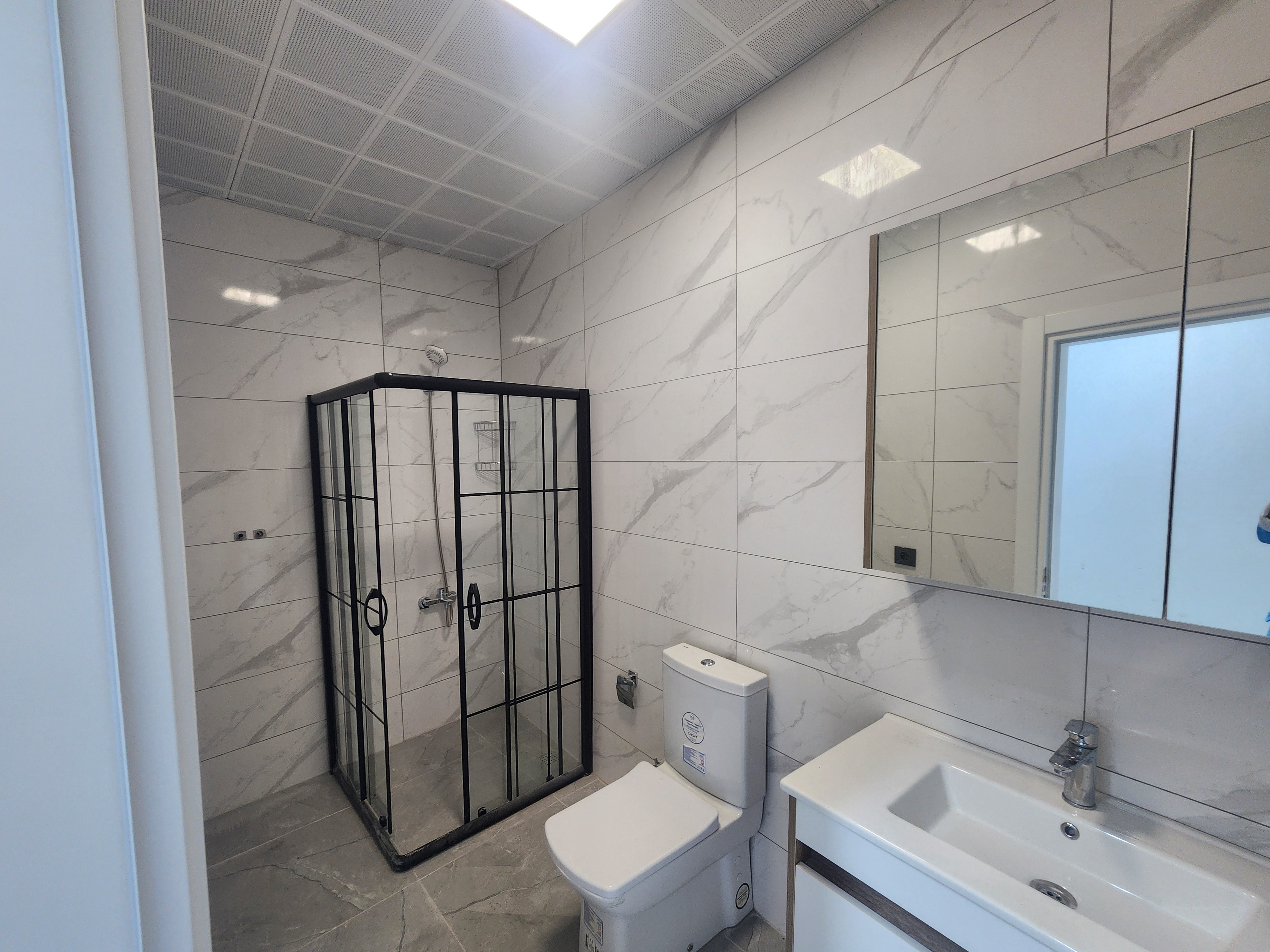 MABEL'DEN TOKLU KİRALİK SİFİR DUKKAN 52M²