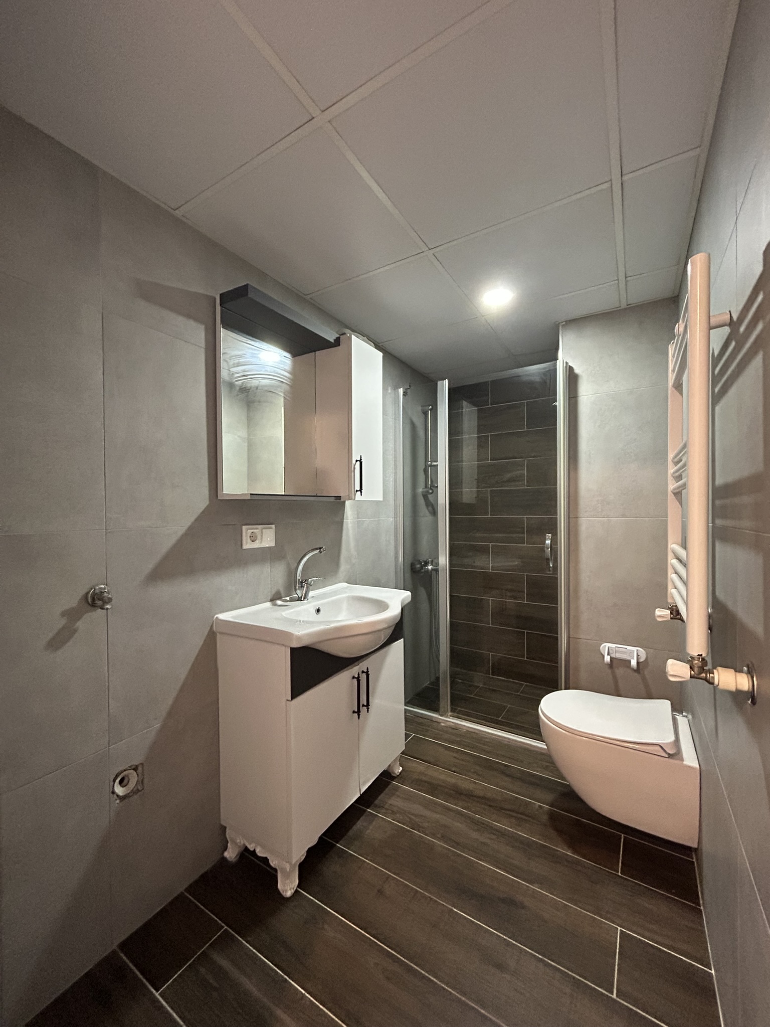 Gaziler Mahallesi Cami karşısı kiralık 2+1