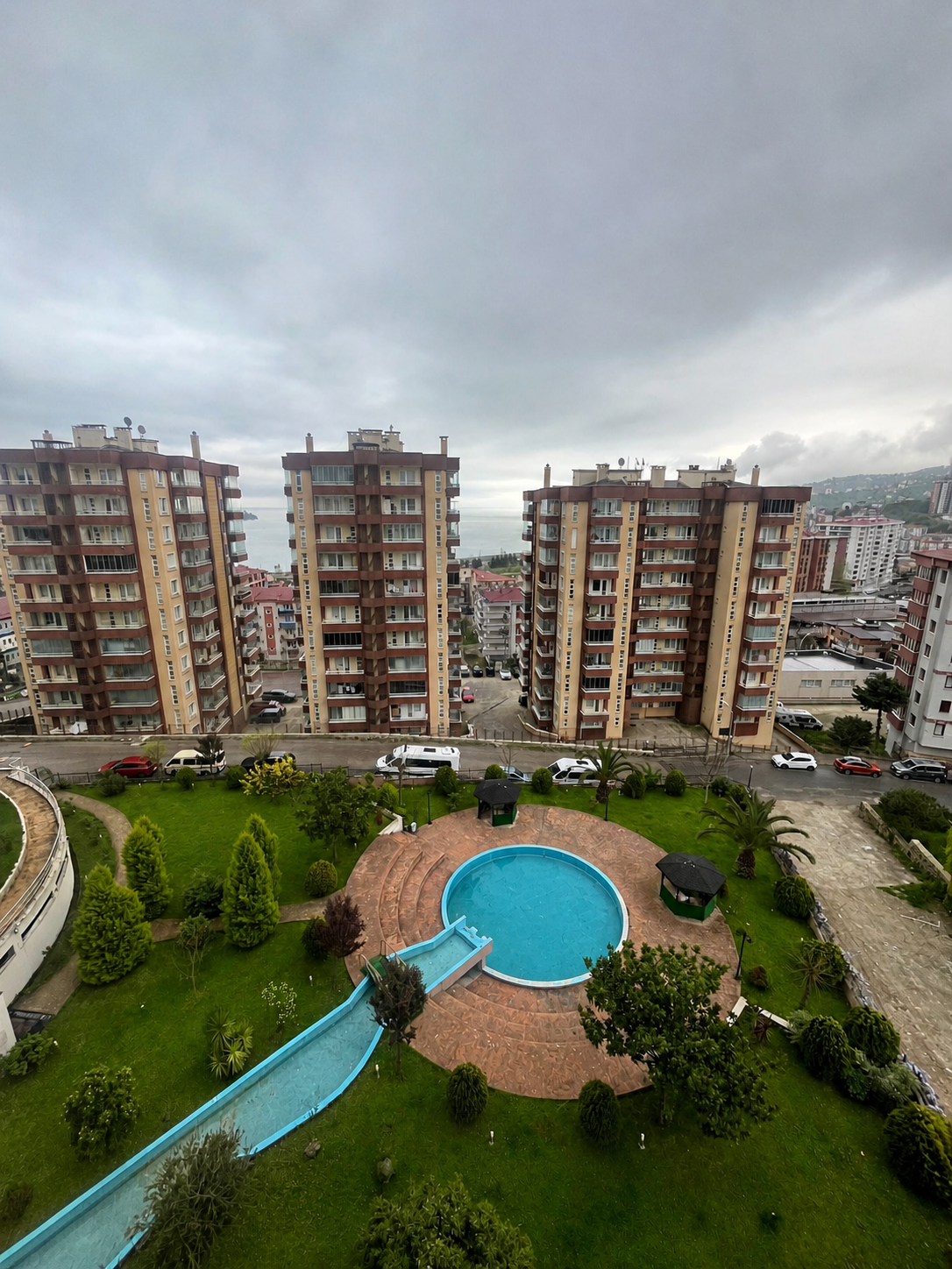 MABEL'DEN GEDİKKAYA ŞELALE EVLERİNDE KİRALIK DAİRE