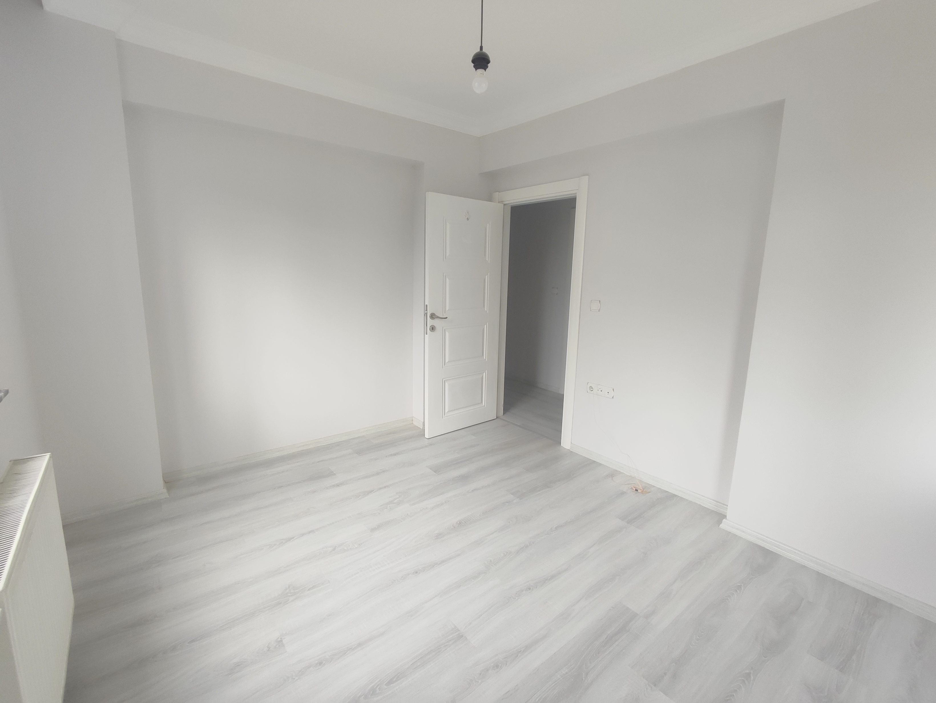 MABEL'DEN ÜNİVERSİTE MAH.GENİŞ FERAH DENİZ MANZARALI KİRALIK