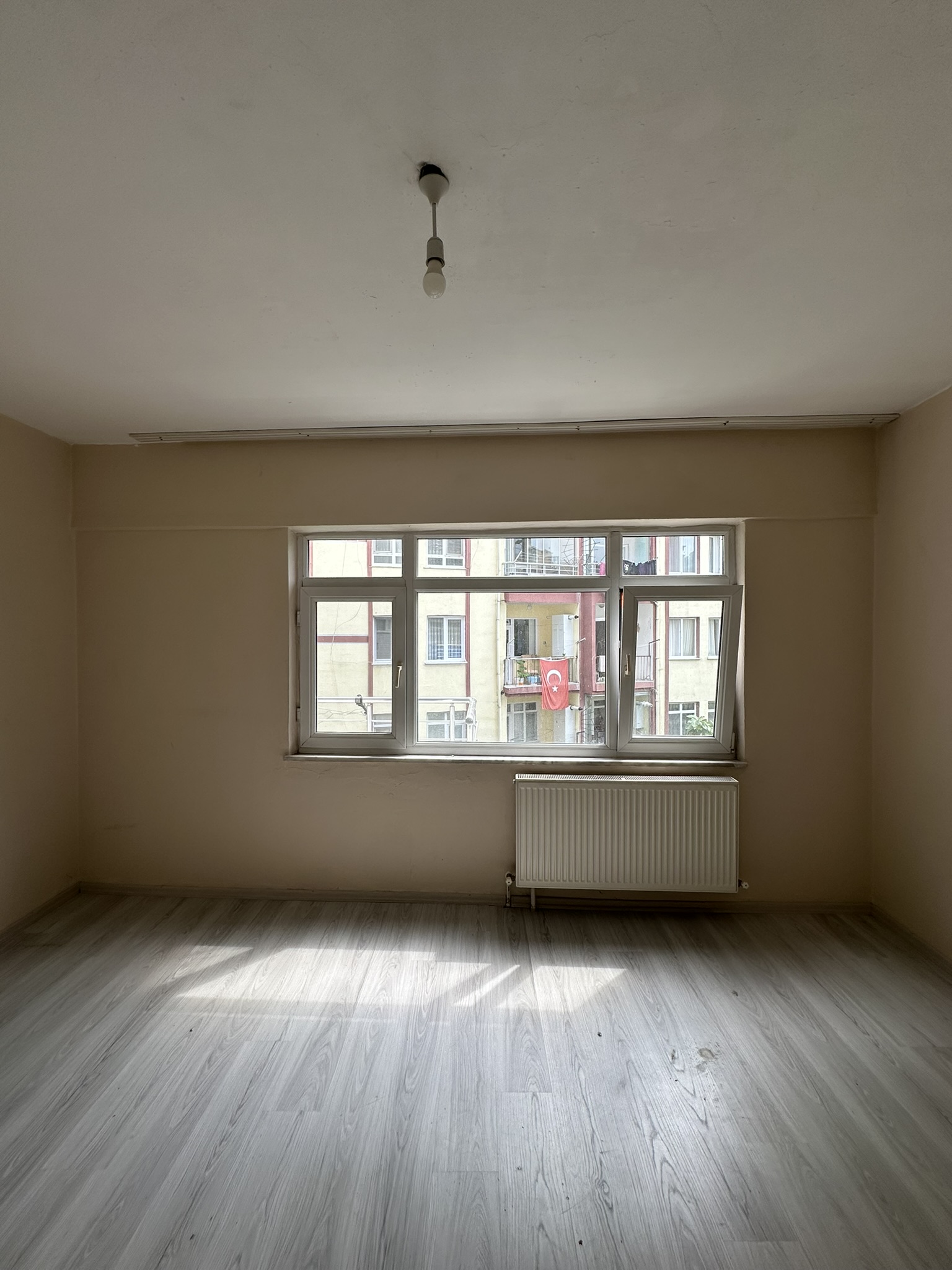 HACISİYAM MAHALLESİ KİRALIK DAİRE