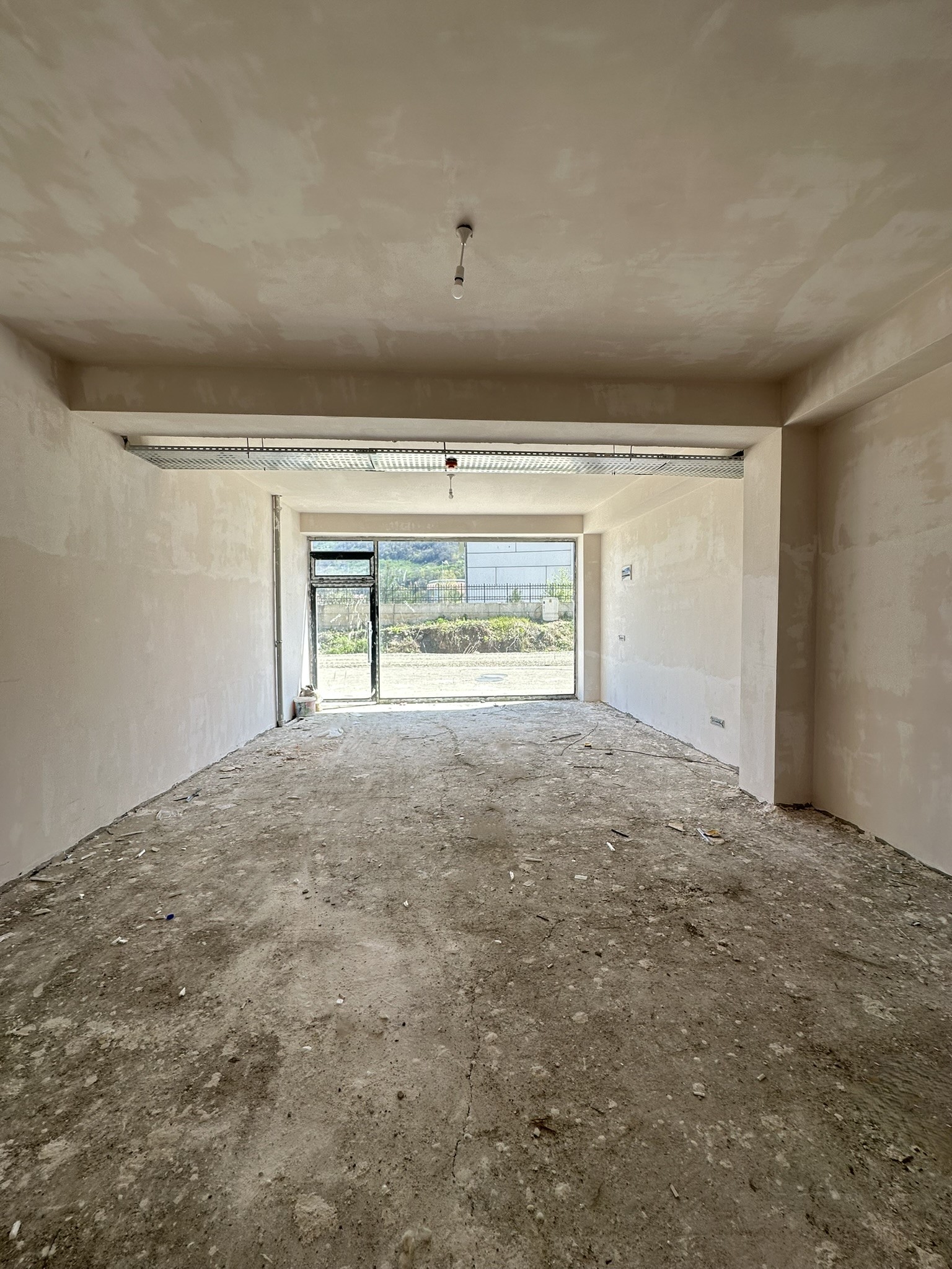 STADİUM CADDE EVLERİ DÜKKAN 2 NUMARA